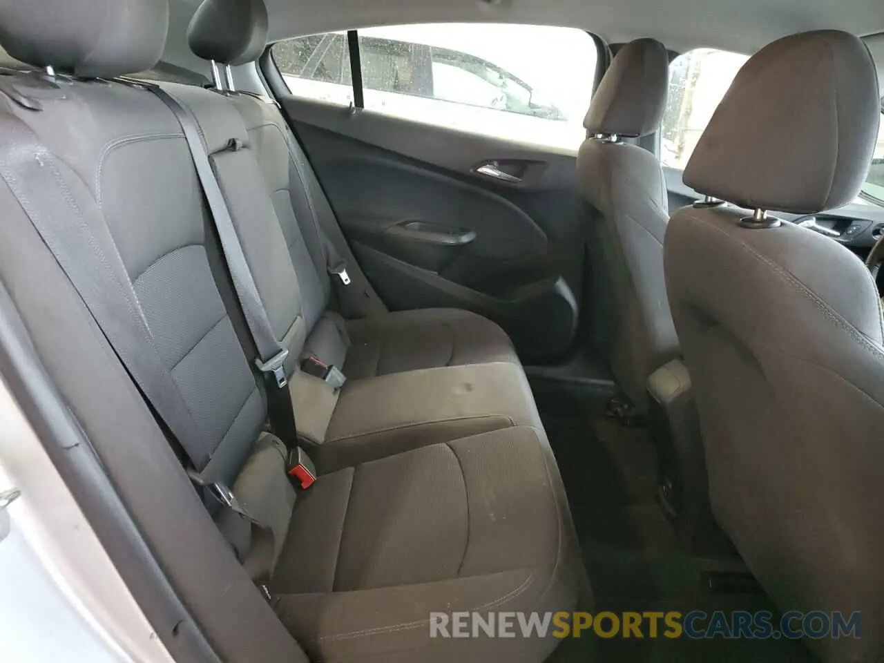 10 fotografías del automóvil dañado 1G1BE5SM3K7116741 CHEVROLET CRUZE 2019