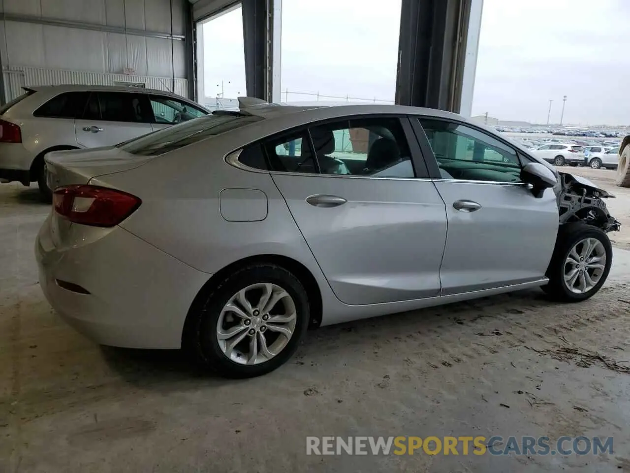 3 fotografías del automóvil dañado 1G1BE5SM3K7116741 CHEVROLET CRUZE 2019