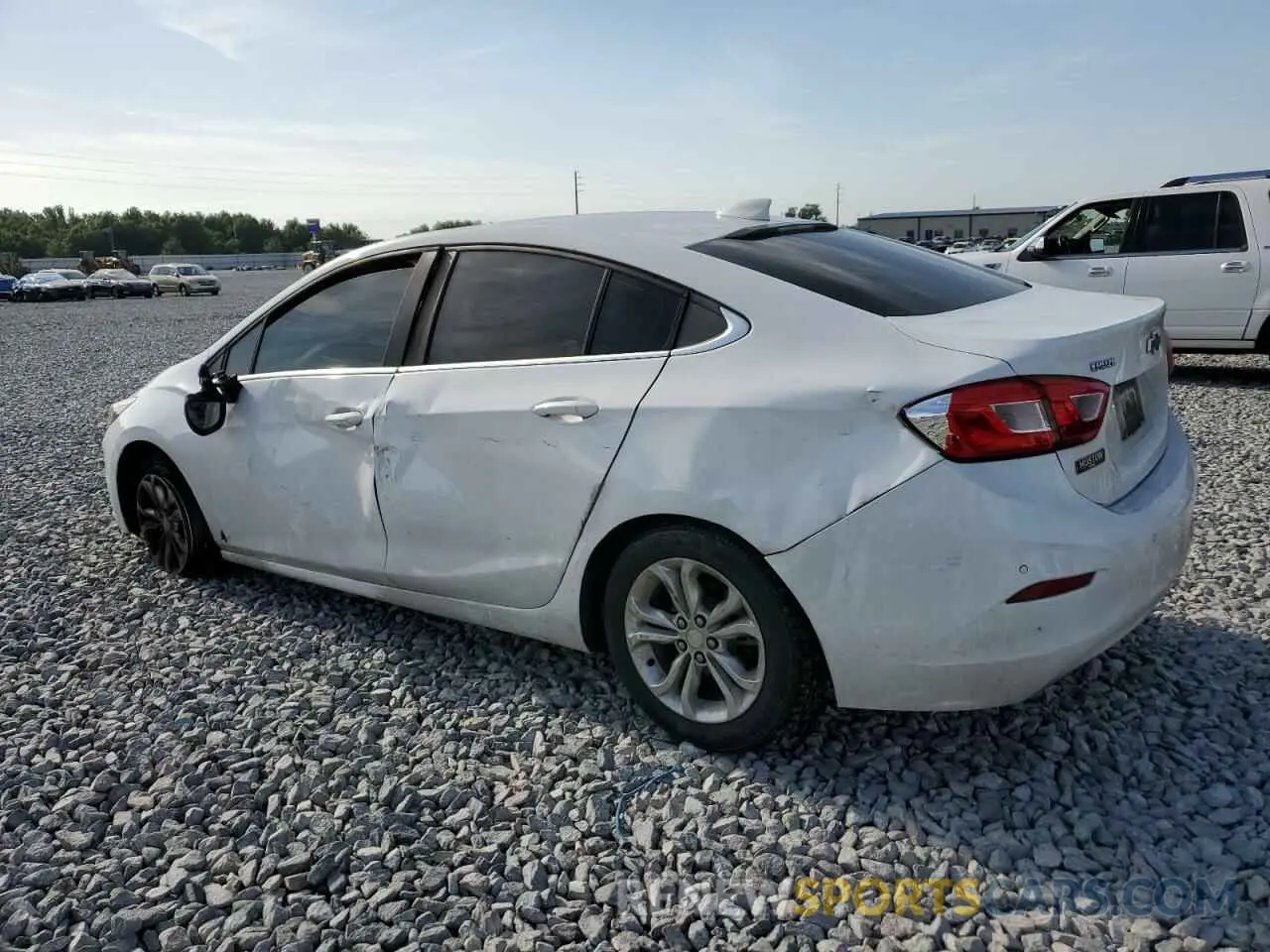 2 fotografías del automóvil dañado 1G1BE5SM3K7143390 CHEVROLET CRUZE 2019