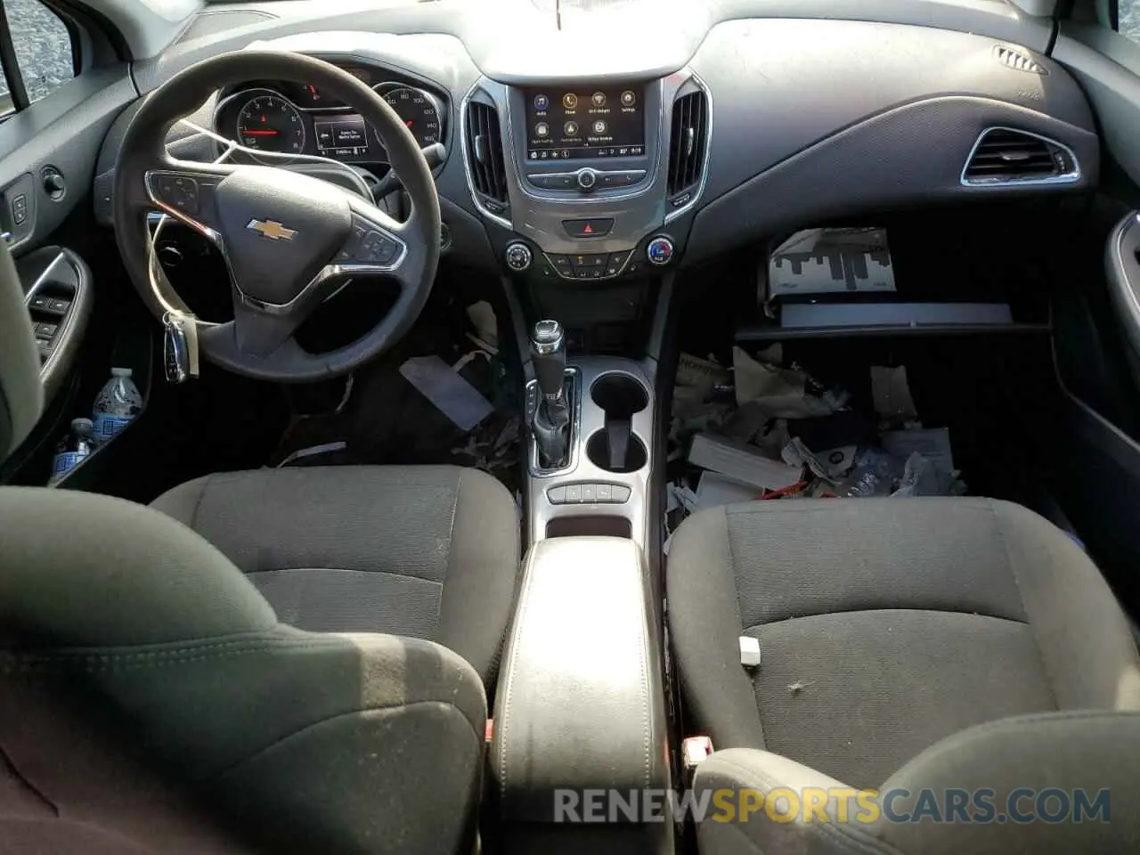 8 fotografías del automóvil dañado 1G1BE5SM3K7143390 CHEVROLET CRUZE 2019