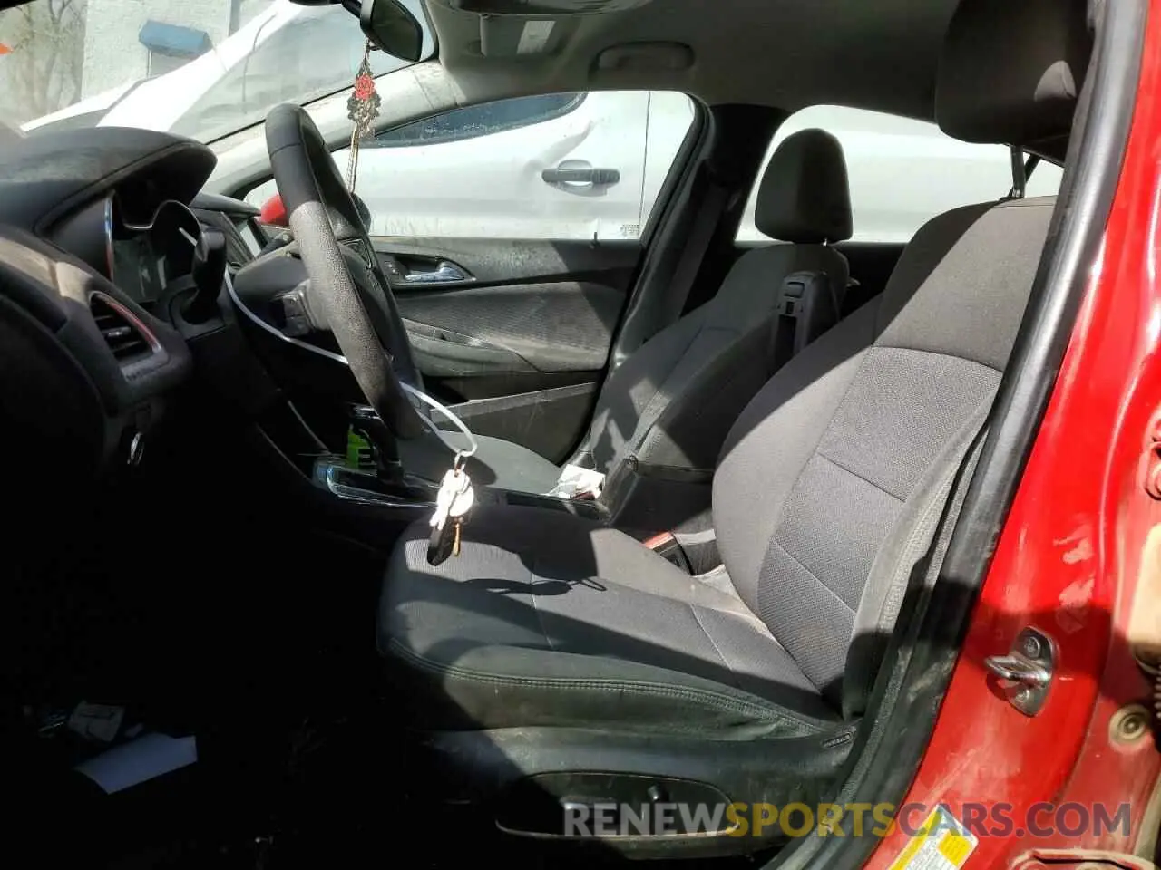 7 fotografías del automóvil dañado 1G1BE5SM4K7108373 CHEVROLET CRUZE 2019