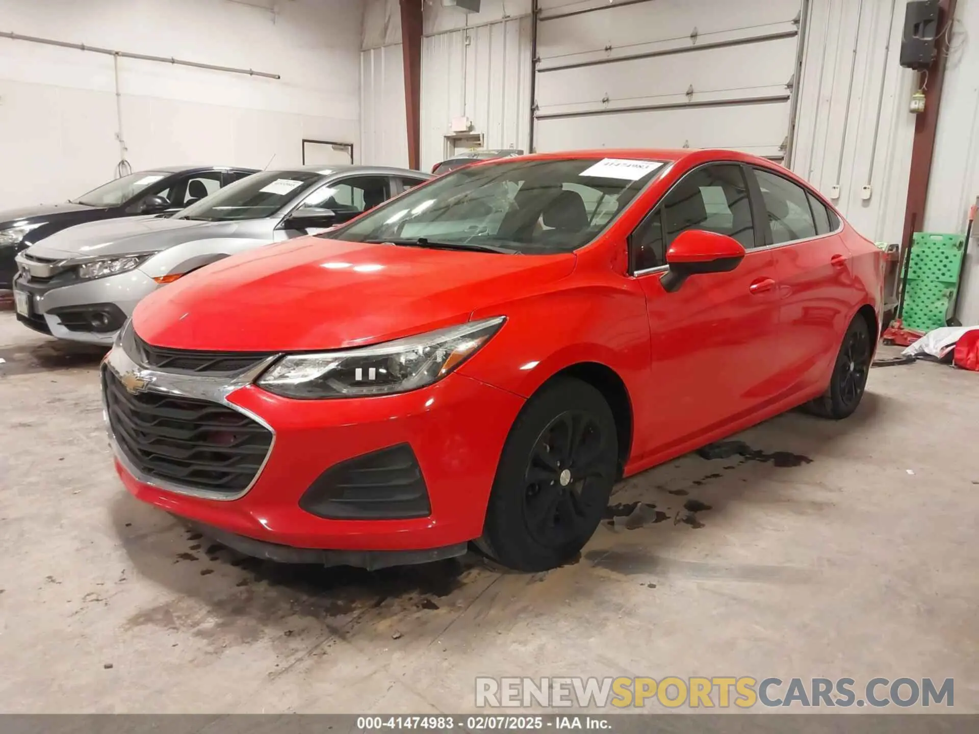 2 fotografías del automóvil dañado 1G1BE5SM4K7142717 CHEVROLET CRUZE 2019