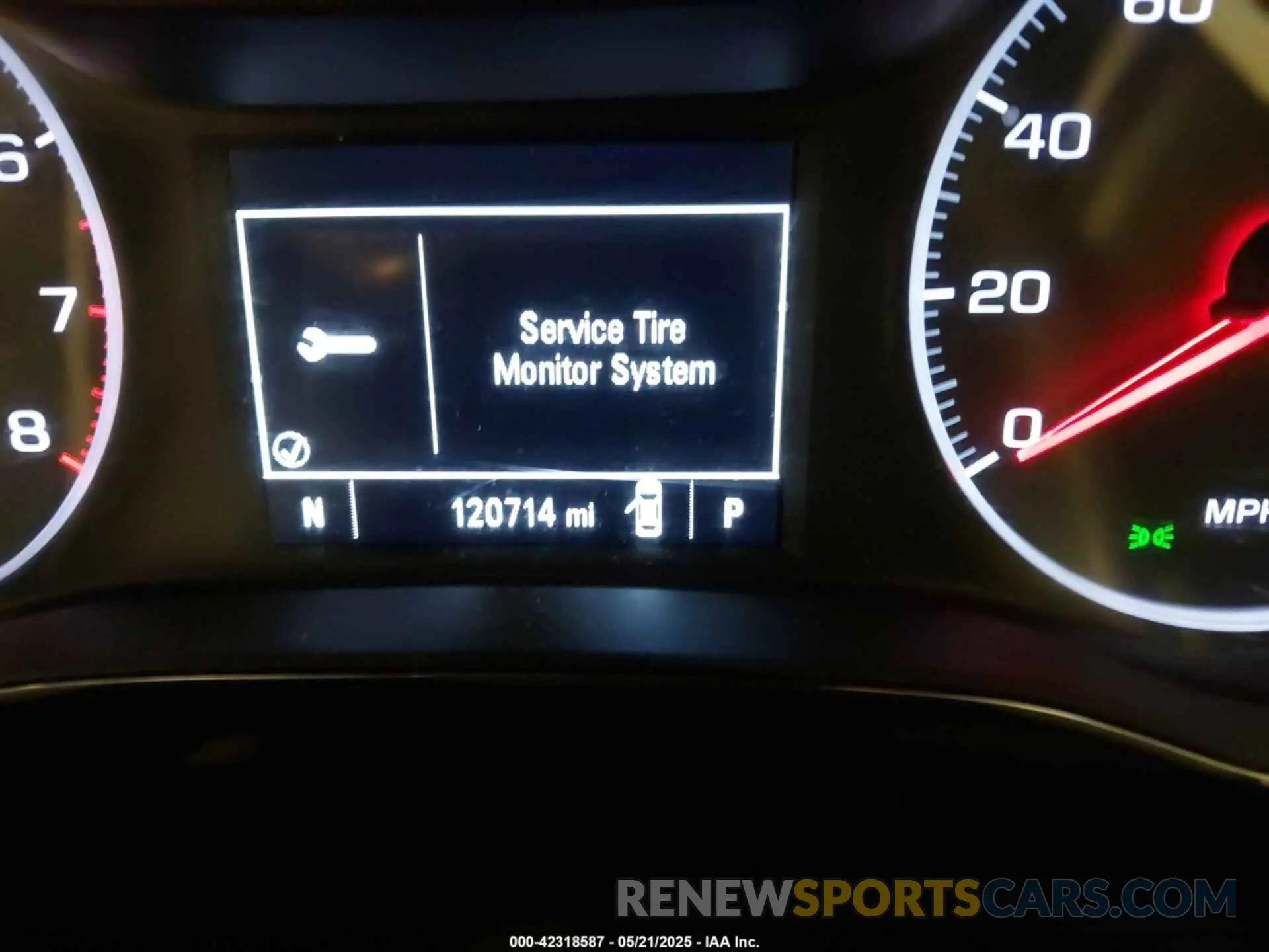 16 fotografías del automóvil dañado 1G1BE5SM5K7115588 CHEVROLET CRUZE 2019