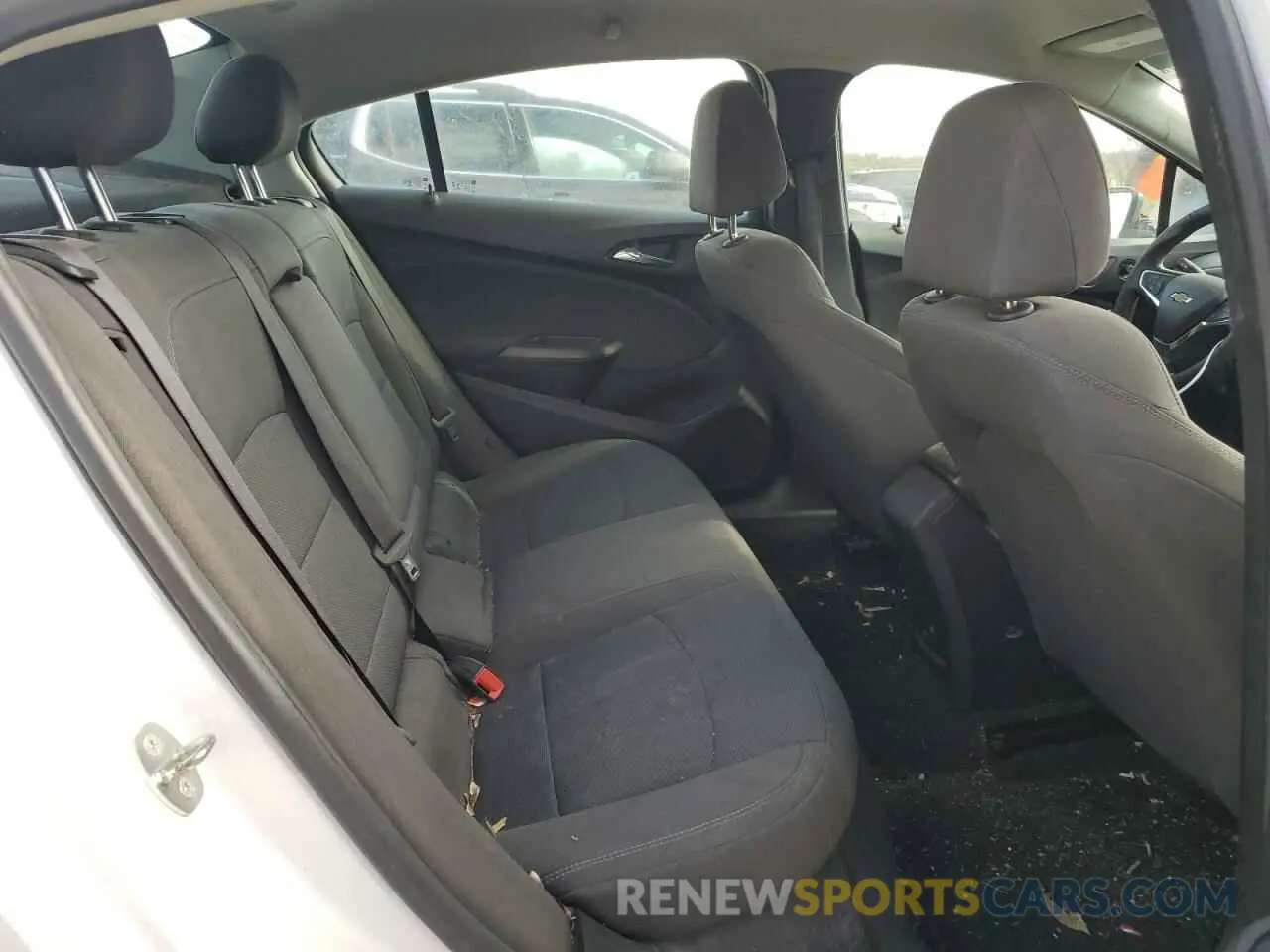 10 fotografías del automóvil dañado 1G1BE5SM5K7146274 CHEVROLET CRUZE 2019