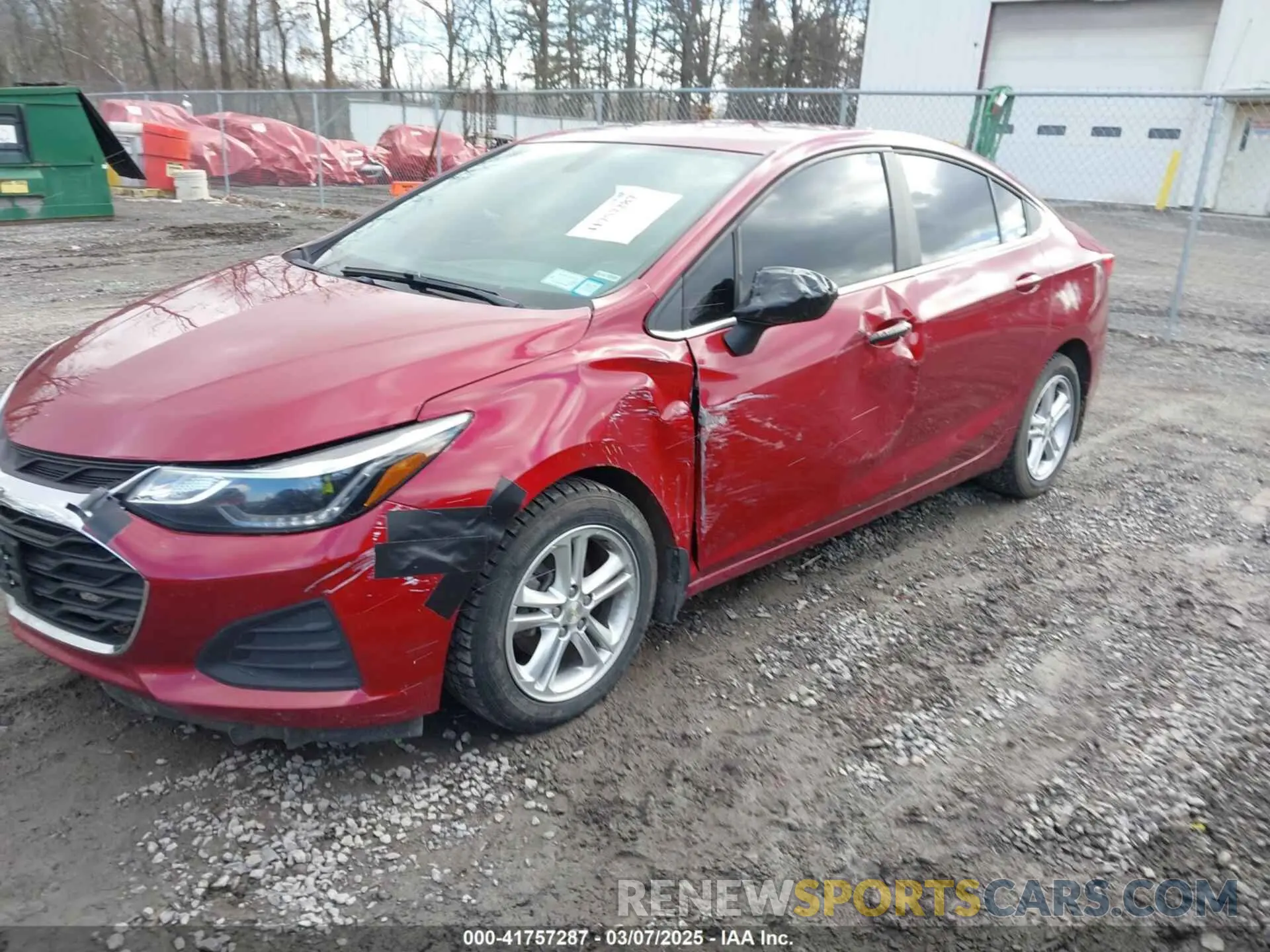 2 fotografías del automóvil dañado 1G1BE5SM6K7125336 CHEVROLET CRUZE 2019
