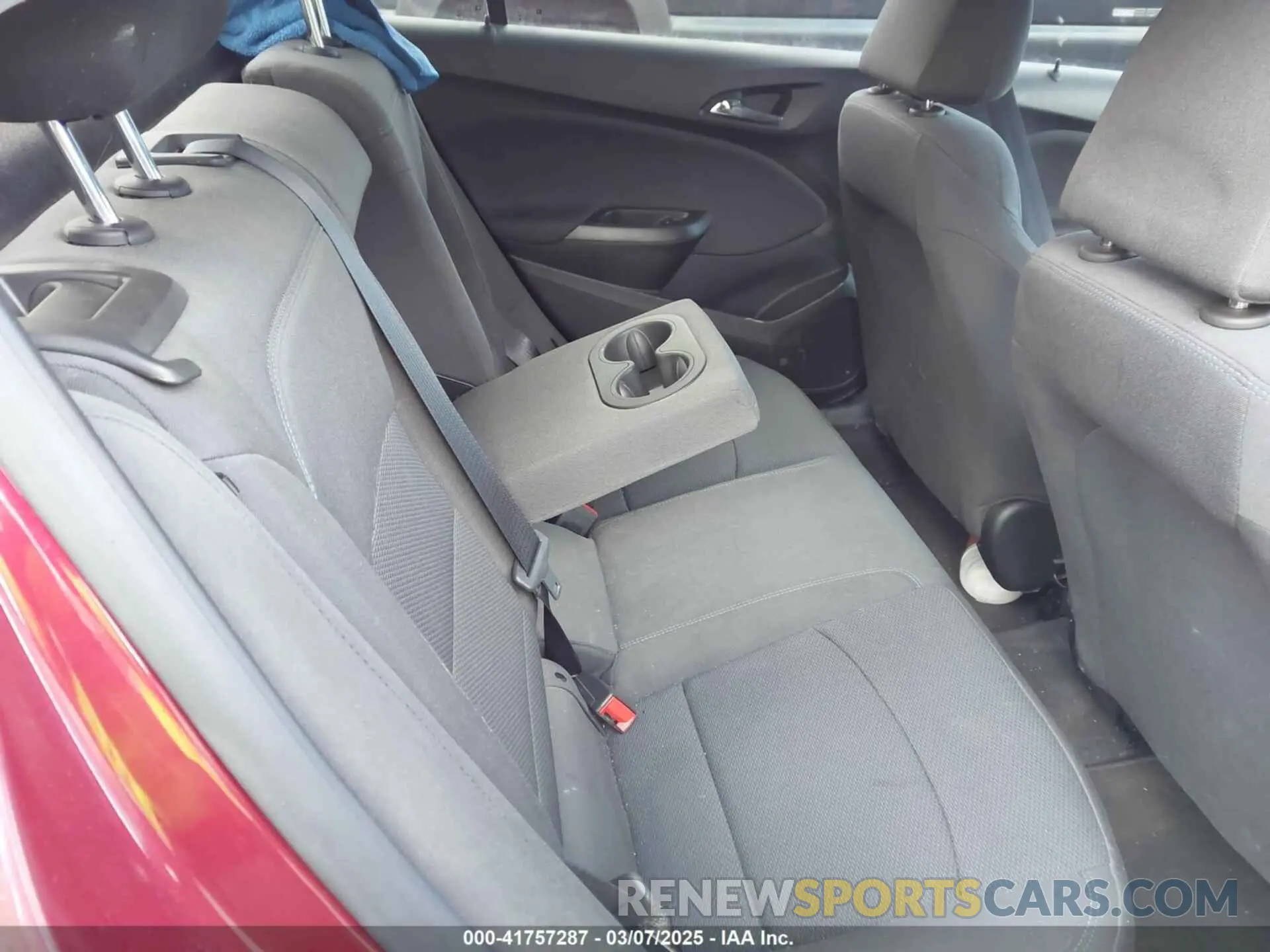 8 fotografías del automóvil dañado 1G1BE5SM6K7125336 CHEVROLET CRUZE 2019