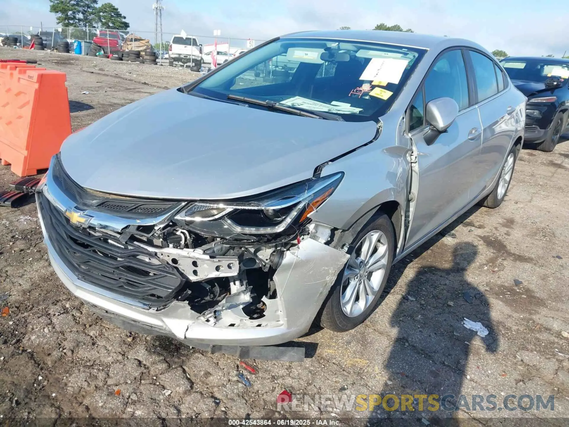 6 fotografías del automóvil dañado 1G1BE5SM6K7139527 CHEVROLET CRUZE 2019