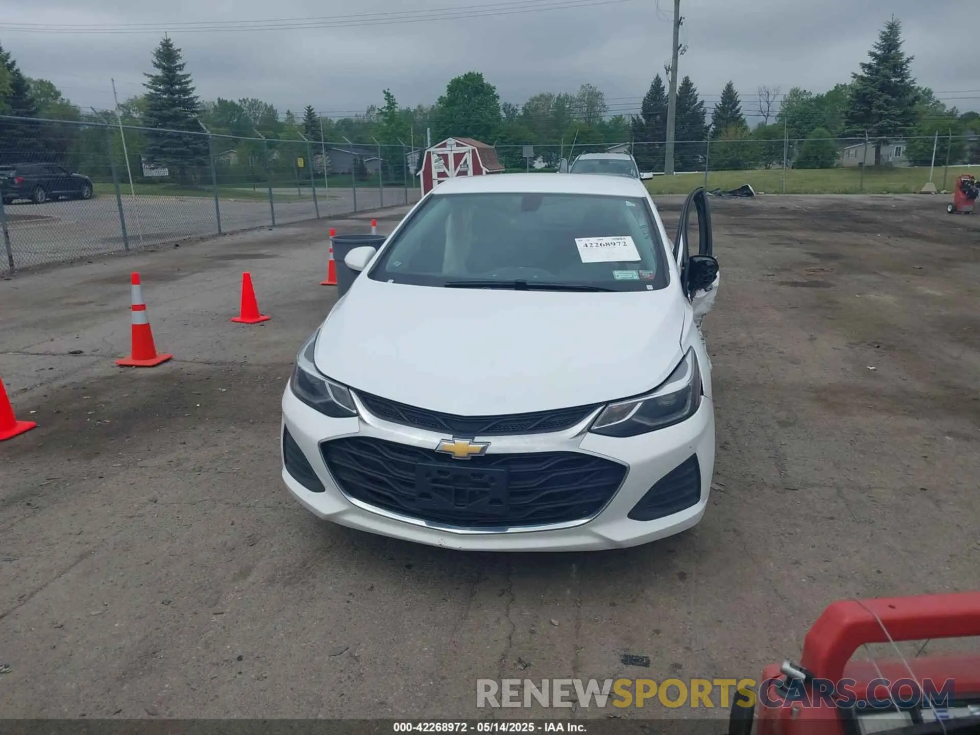 12 fotografías del automóvil dañado 1G1BE5SM6K7146428 CHEVROLET CRUZE 2019