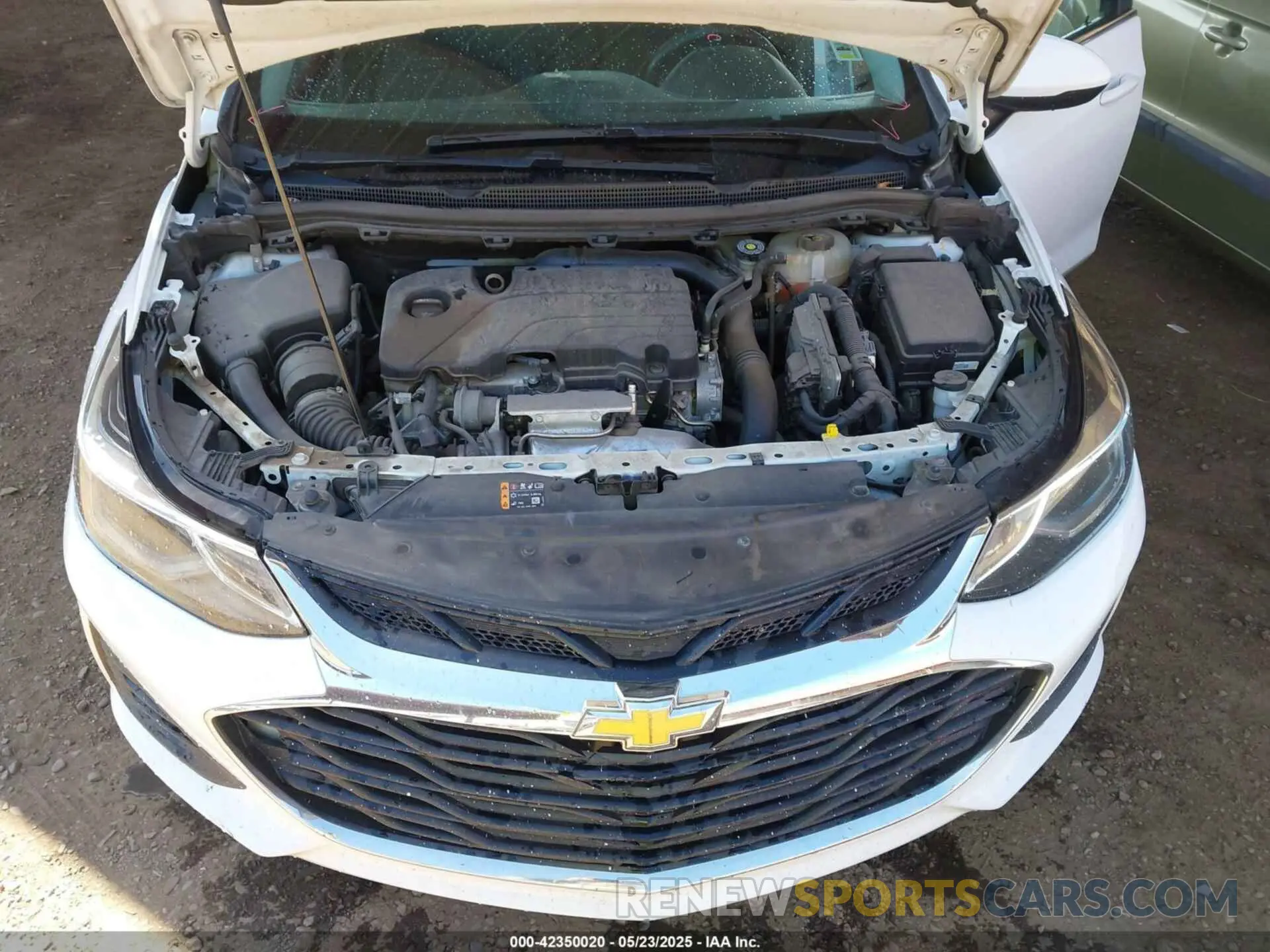 10 fotografías del automóvil dañado 1G1BE5SM6K7147241 CHEVROLET CRUZE 2019