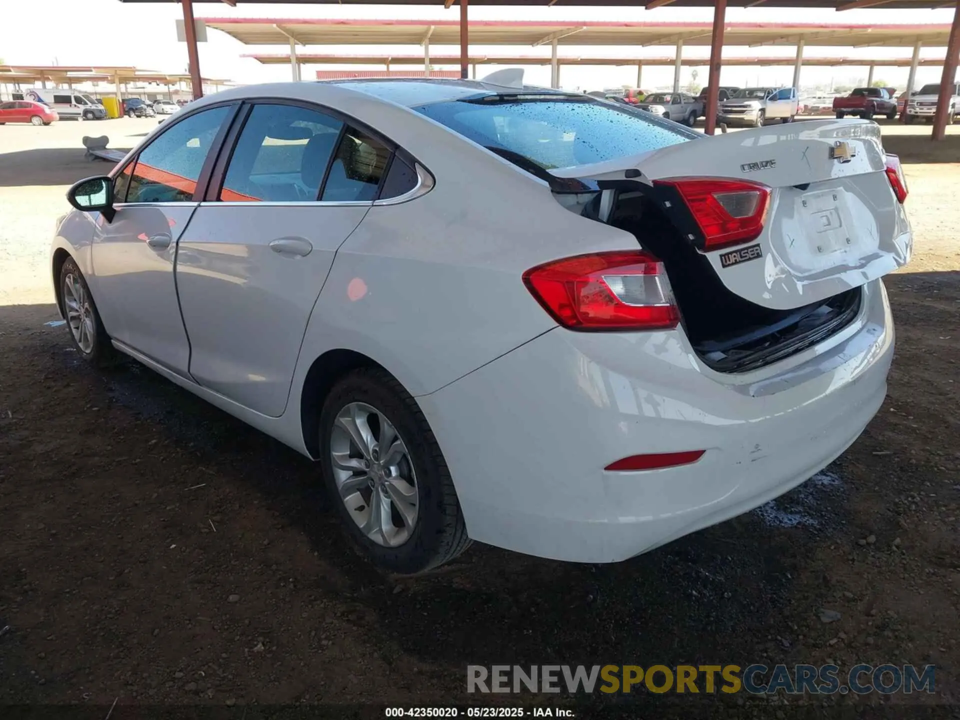 3 fotografías del automóvil dañado 1G1BE5SM6K7147241 CHEVROLET CRUZE 2019