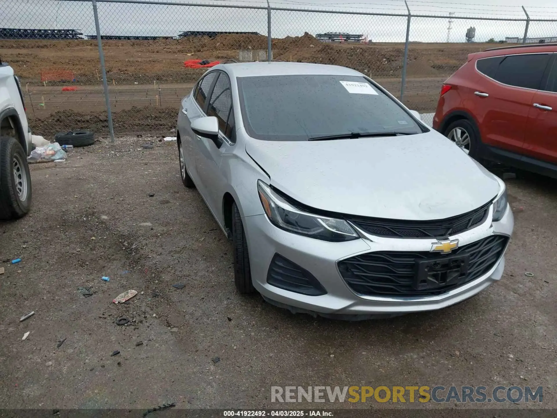 1 fotografías del automóvil dañado 1G1BE5SM7K7107704 CHEVROLET CRUZE 2019