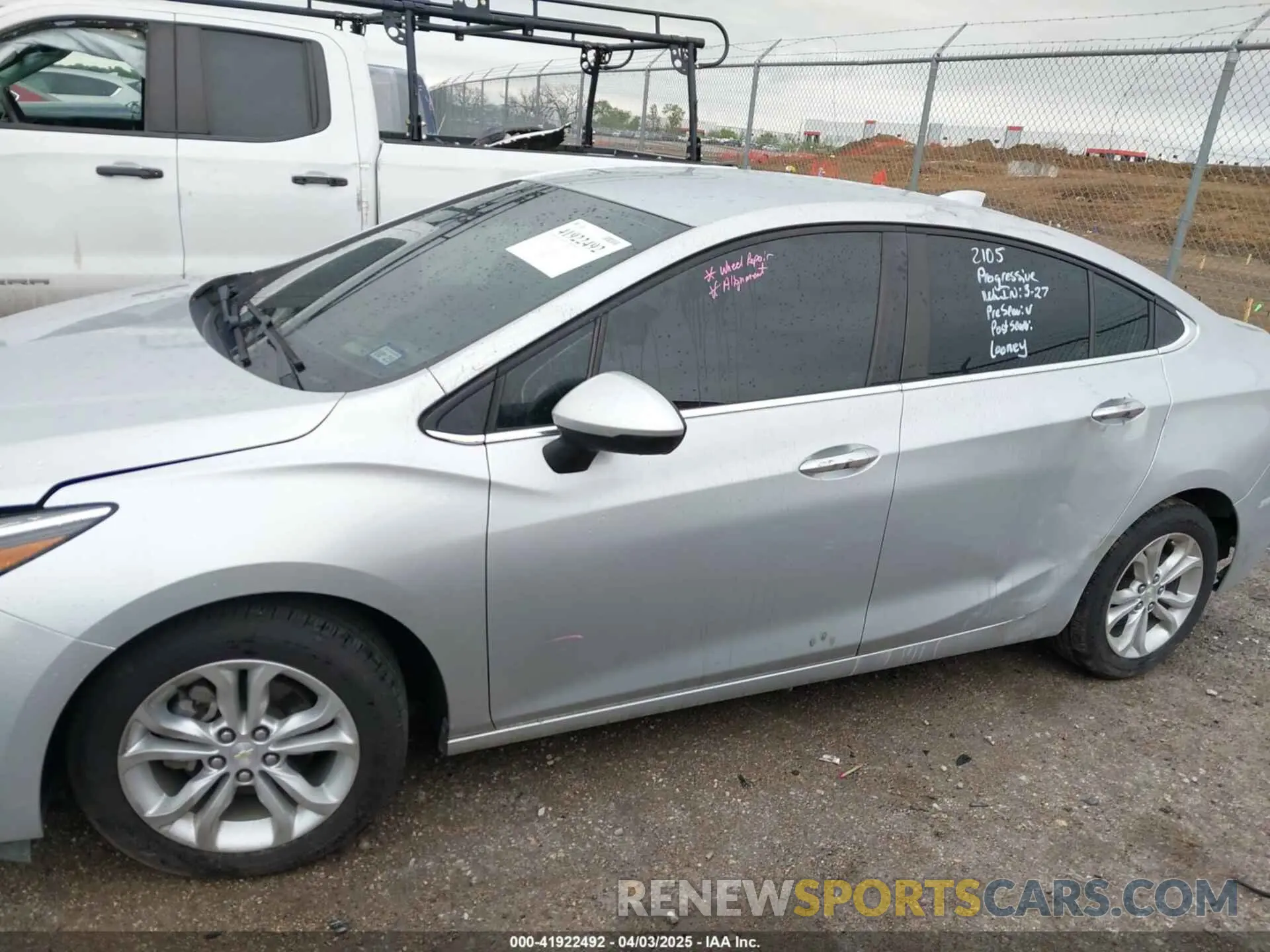 6 fotografías del automóvil dañado 1G1BE5SM7K7107704 CHEVROLET CRUZE 2019