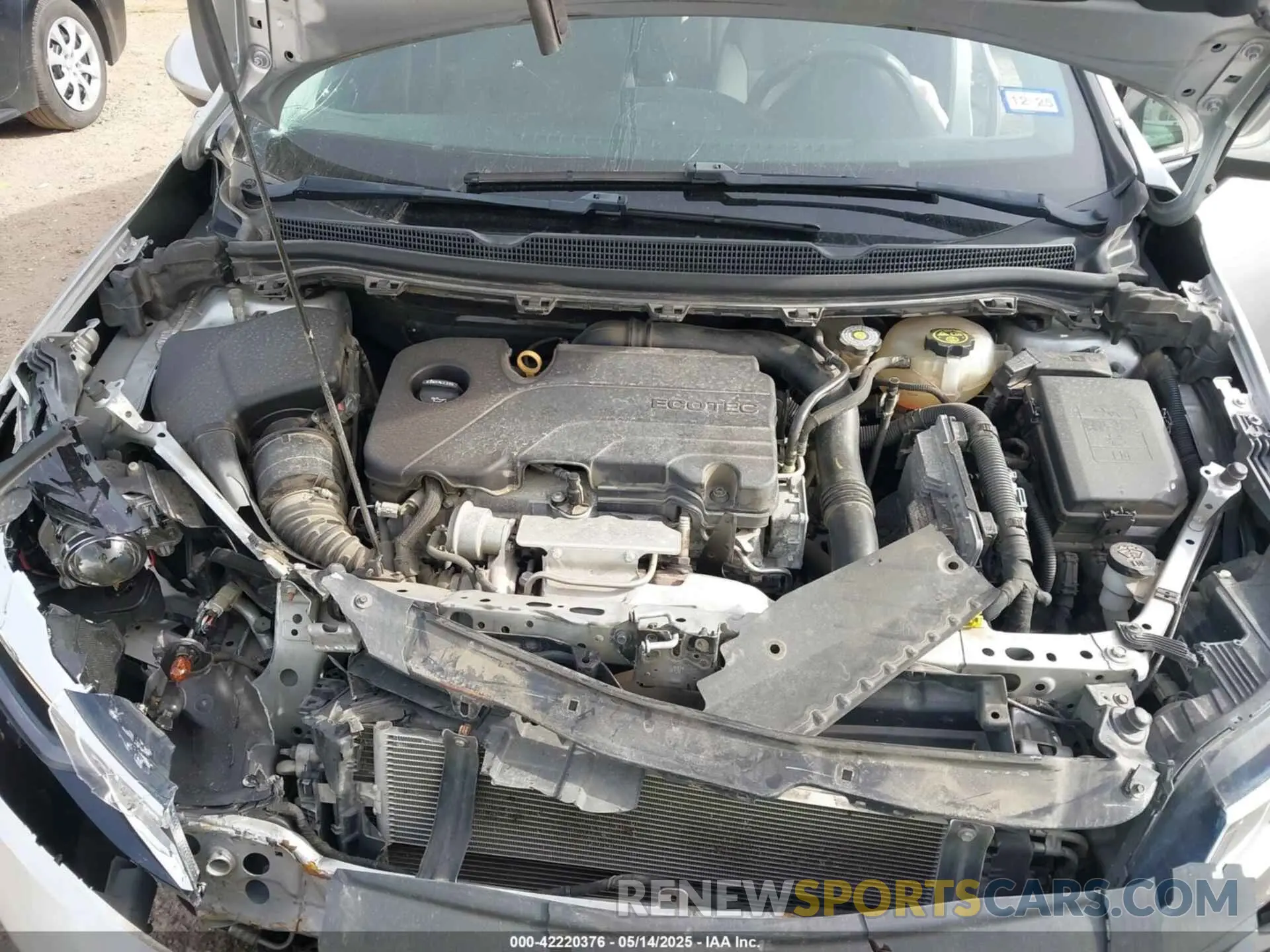 10 fotografías del automóvil dañado 1G1BE5SM7K7108934 CHEVROLET CRUZE 2019