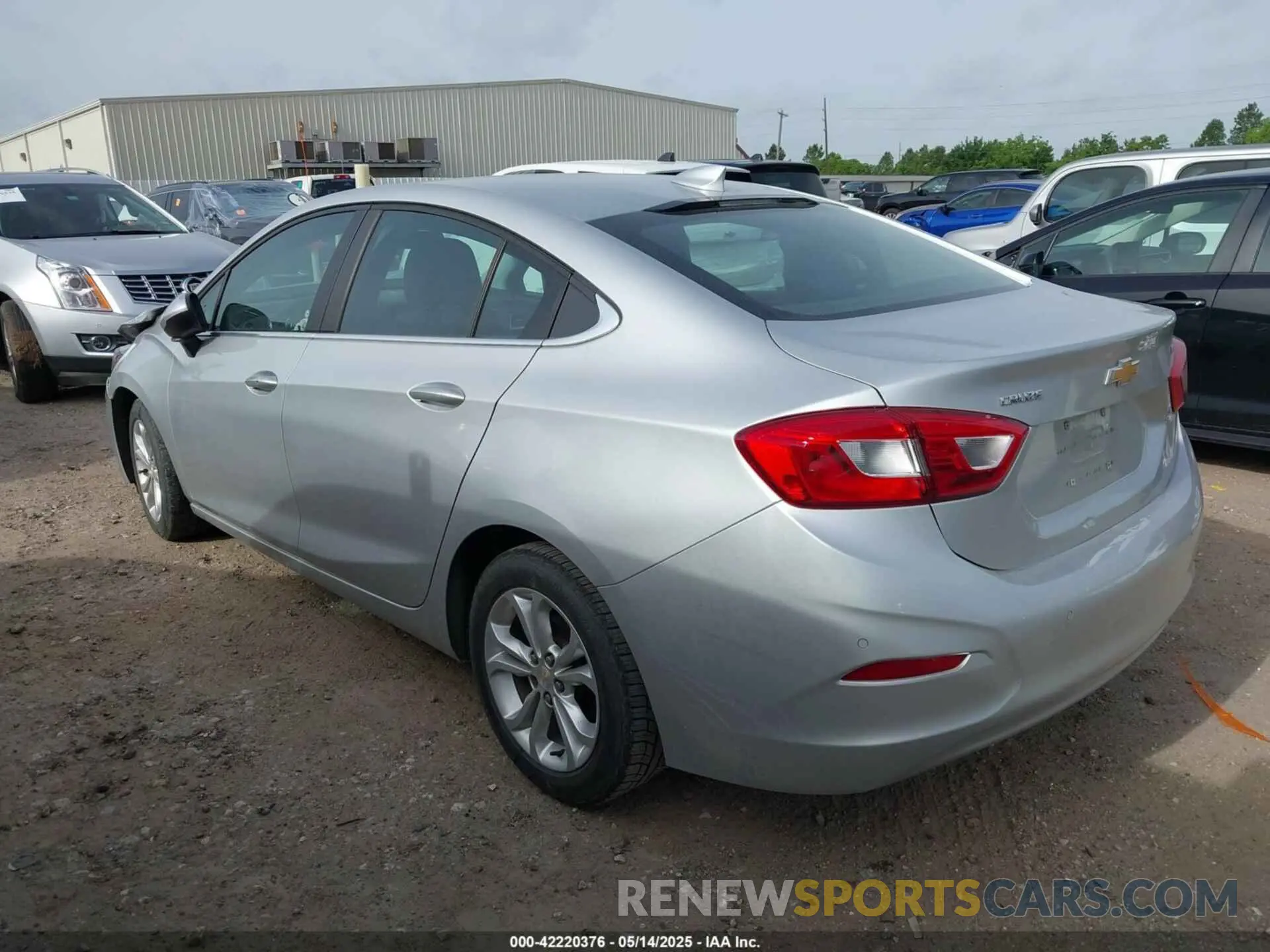 3 fotografías del automóvil dañado 1G1BE5SM7K7108934 CHEVROLET CRUZE 2019