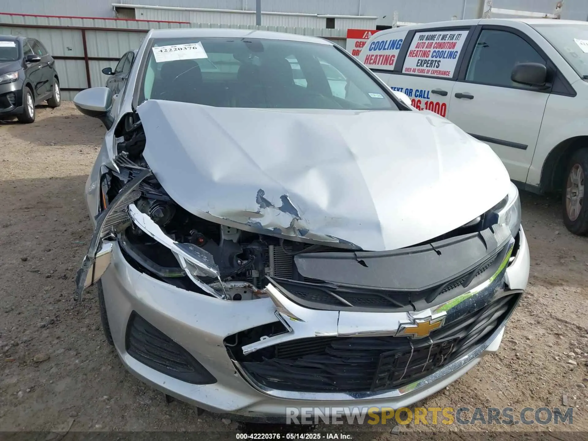 6 fotografías del automóvil dañado 1G1BE5SM7K7108934 CHEVROLET CRUZE 2019