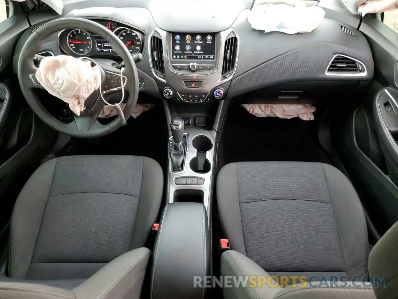 8 fotografías del automóvil dañado 1G1BE5SM8K7102768 CHEVROLET CRUZE 2019