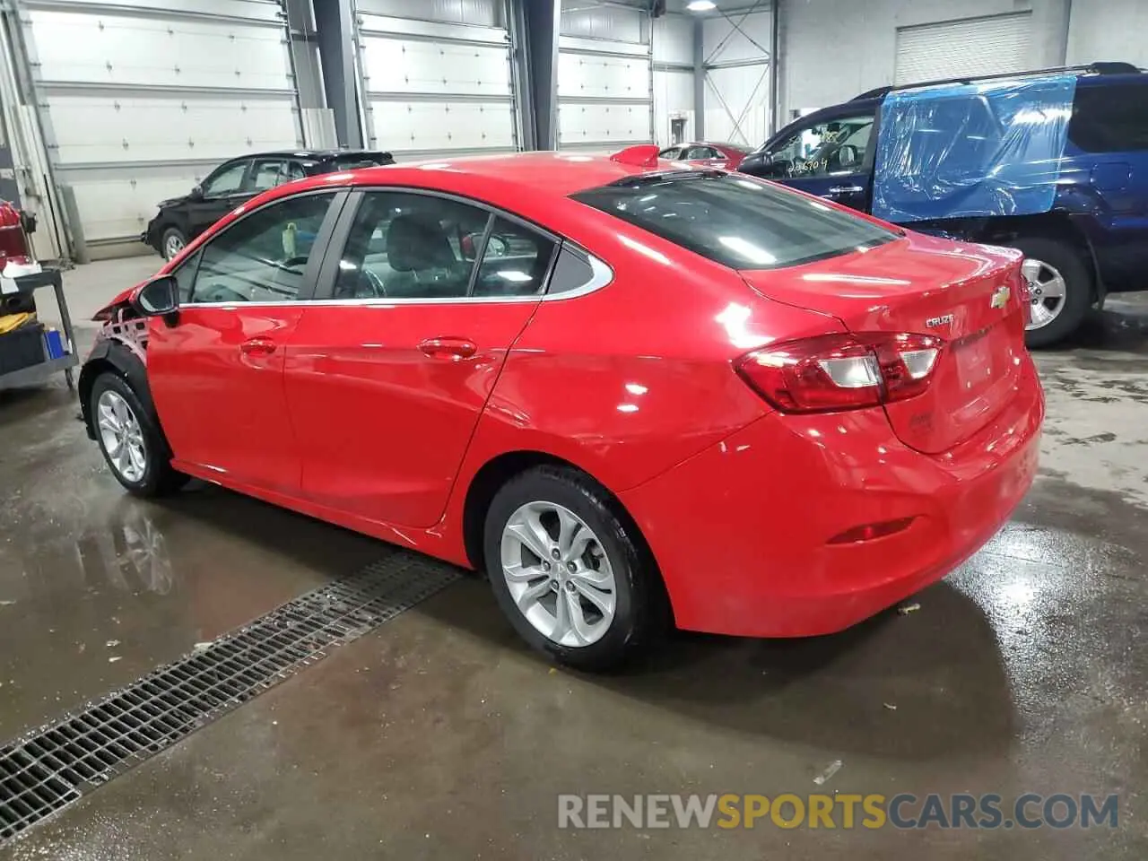 2 fotografías del automóvil dañado 1G1BE5SM8K7117058 CHEVROLET CRUZE 2019