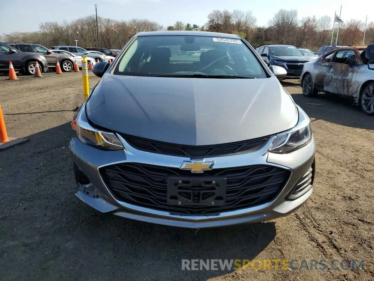 5 fotografías del automóvil dañado 1G1BE5SM8K7120185 CHEVROLET CRUZE 2019