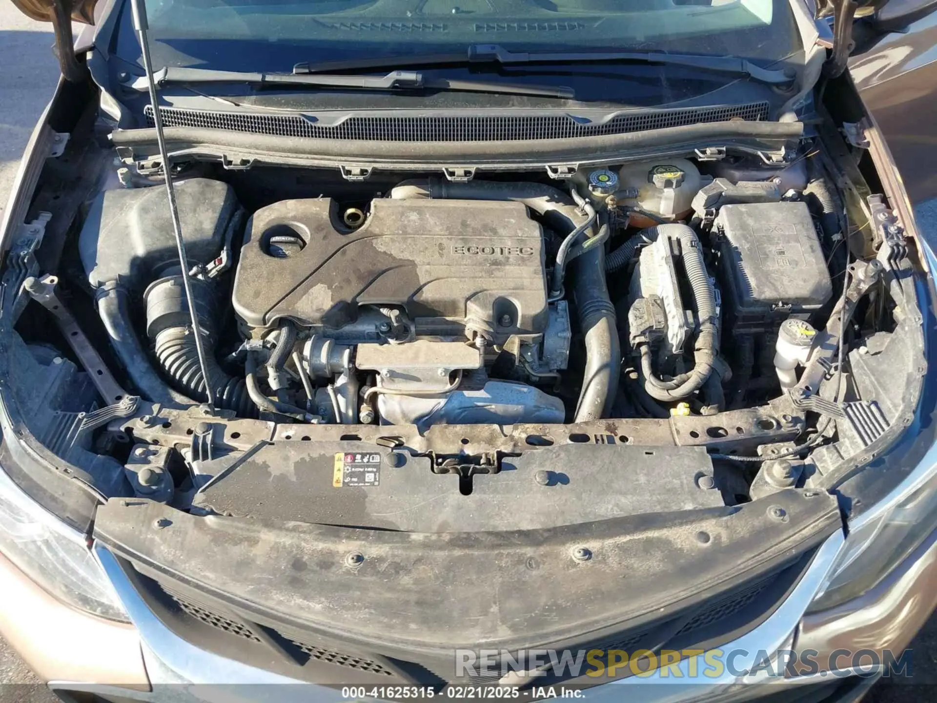 10 fotografías del automóvil dañado 1G1BE5SM8K7120736 CHEVROLET CRUZE 2019