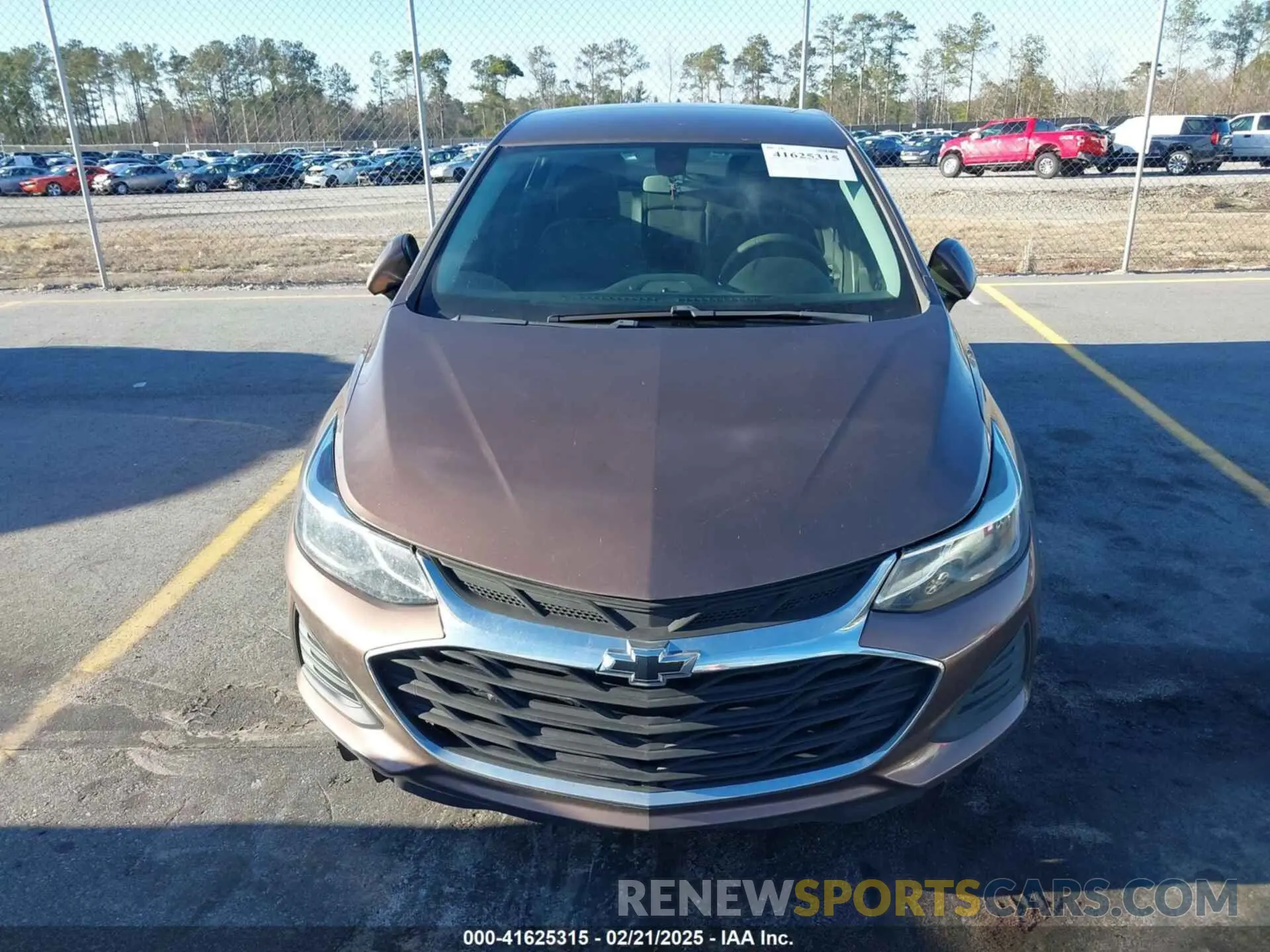 6 fotografías del automóvil dañado 1G1BE5SM8K7120736 CHEVROLET CRUZE 2019