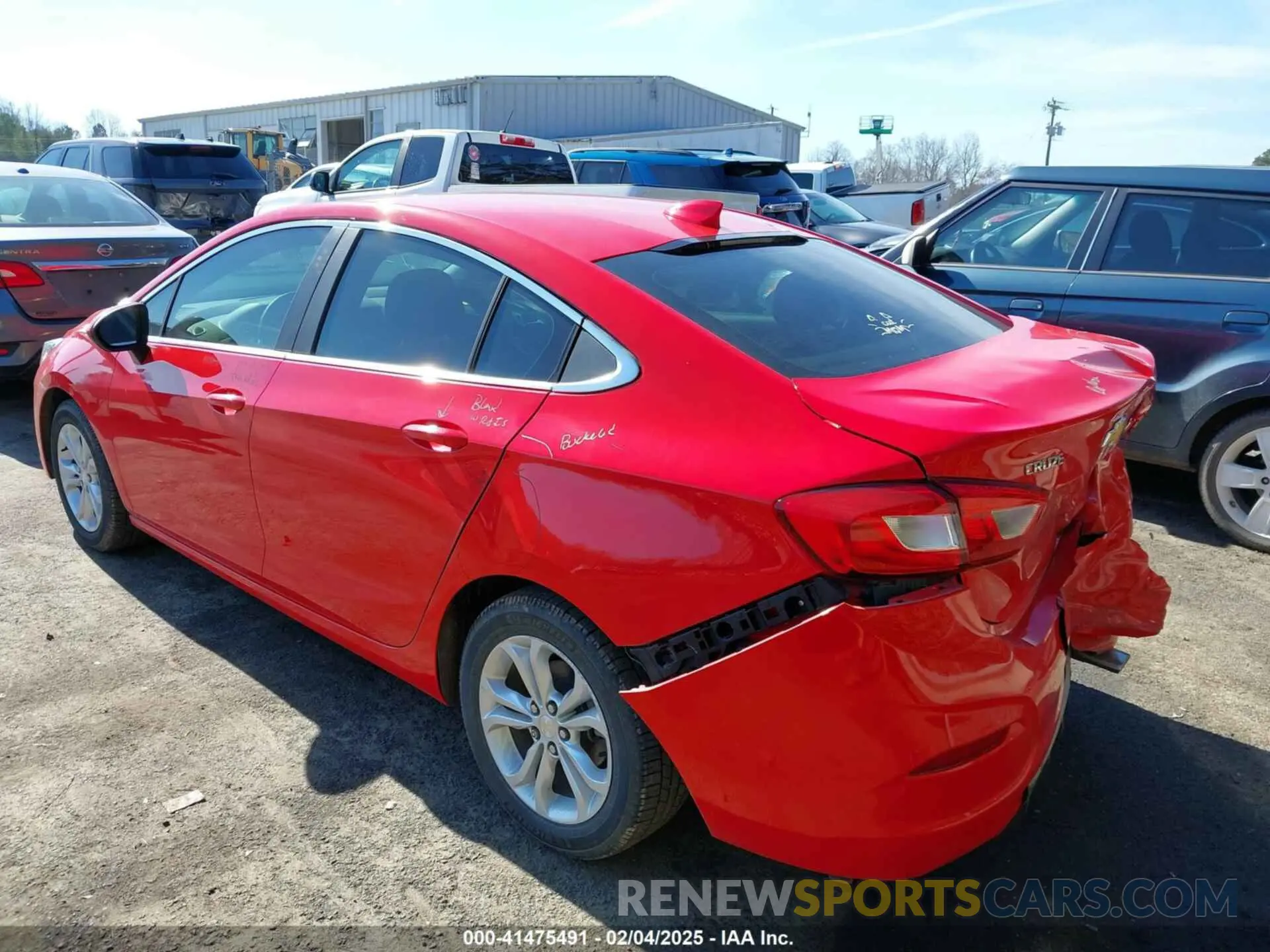 3 fotografías del automóvil dañado 1G1BE5SM8K7134247 CHEVROLET CRUZE 2019