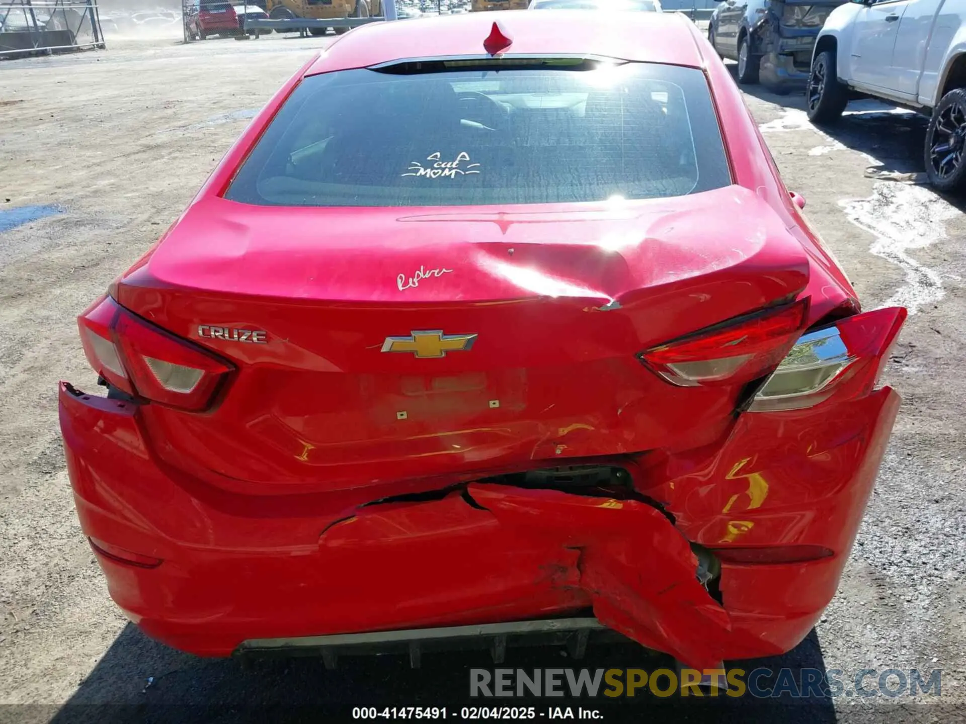 6 fotografías del automóvil dañado 1G1BE5SM8K7134247 CHEVROLET CRUZE 2019