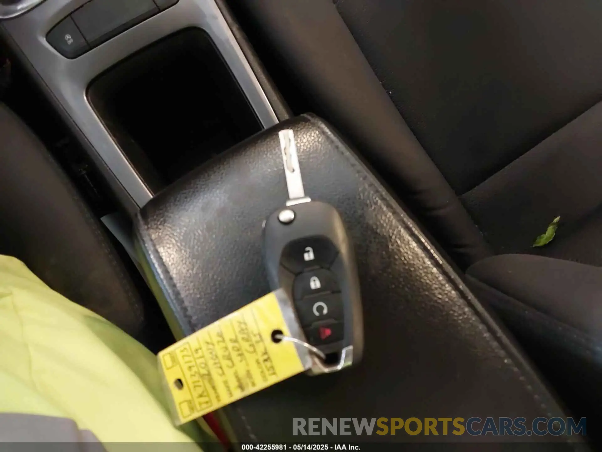 11 fotografías del automóvil dañado 1G1BE5SM8K7139173 CHEVROLET CRUZE 2019