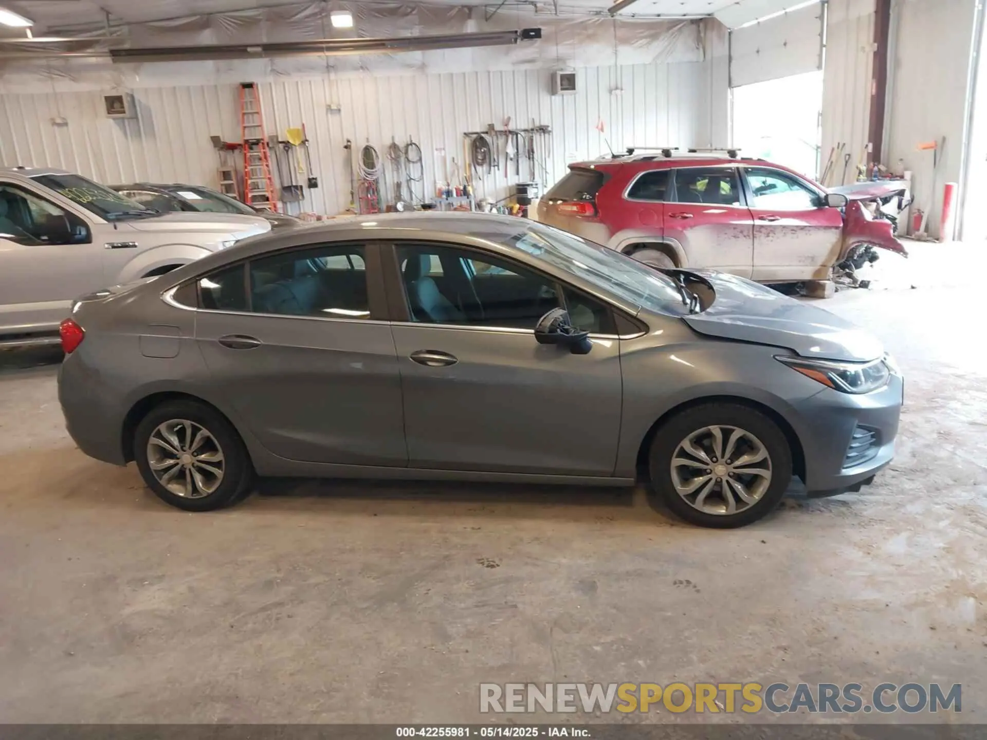 13 fotografías del automóvil dañado 1G1BE5SM8K7139173 CHEVROLET CRUZE 2019