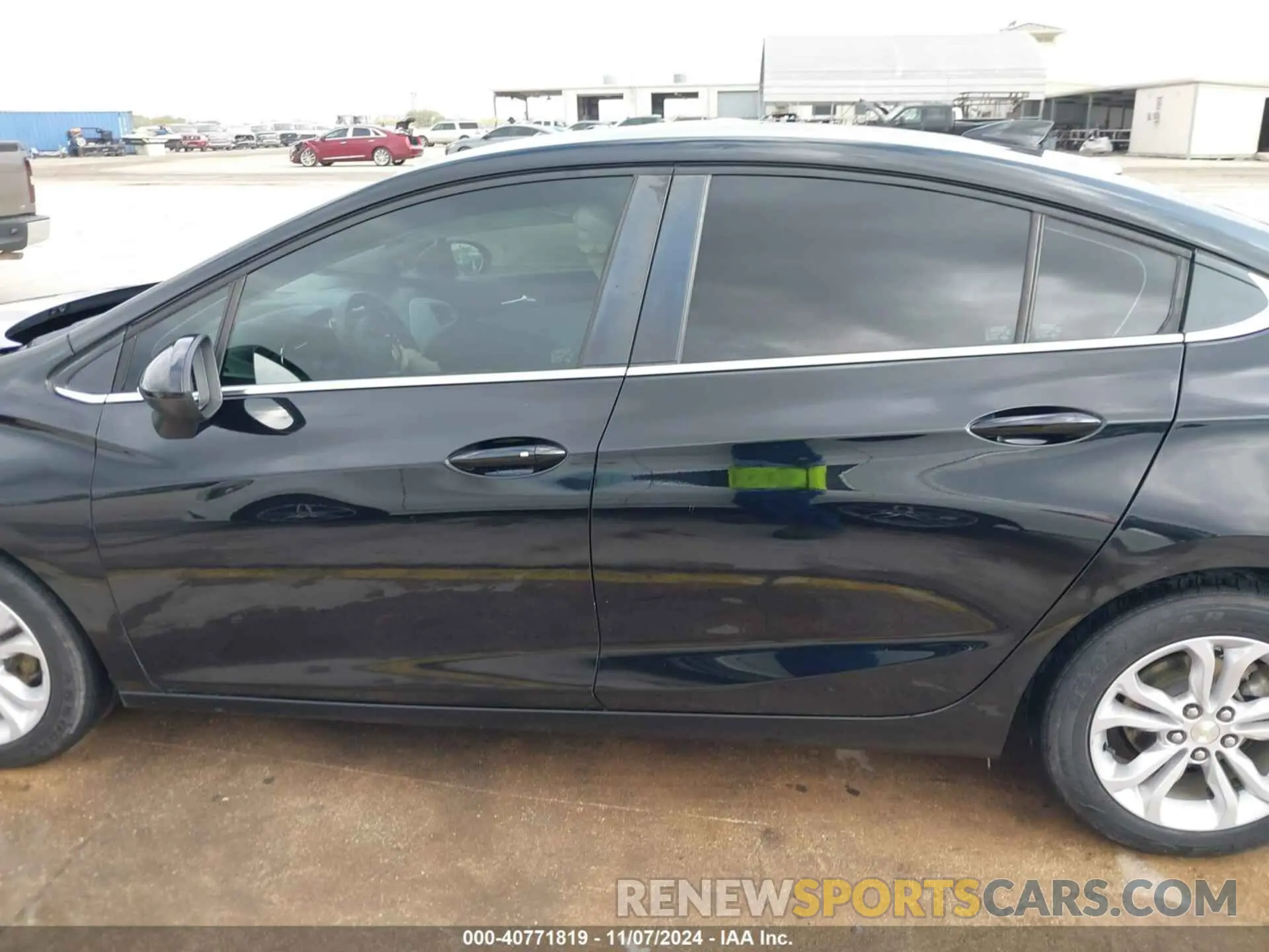 14 fotografías del automóvil dañado 1G1BE5SM9K7107493 CHEVROLET CRUZE 2019