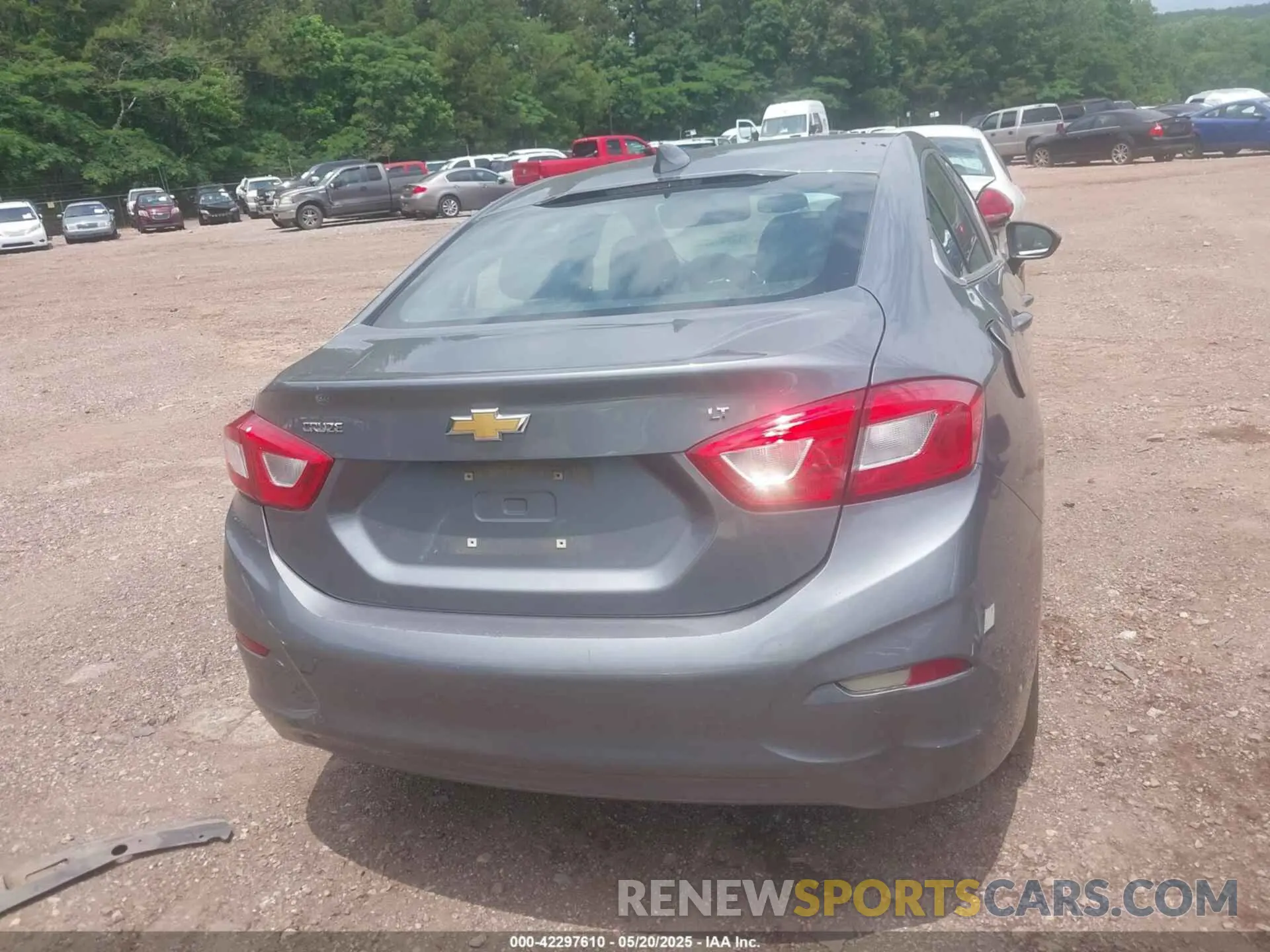 16 fotografías del automóvil dañado 1G1BE5SM9K7115562 CHEVROLET CRUZE 2019
