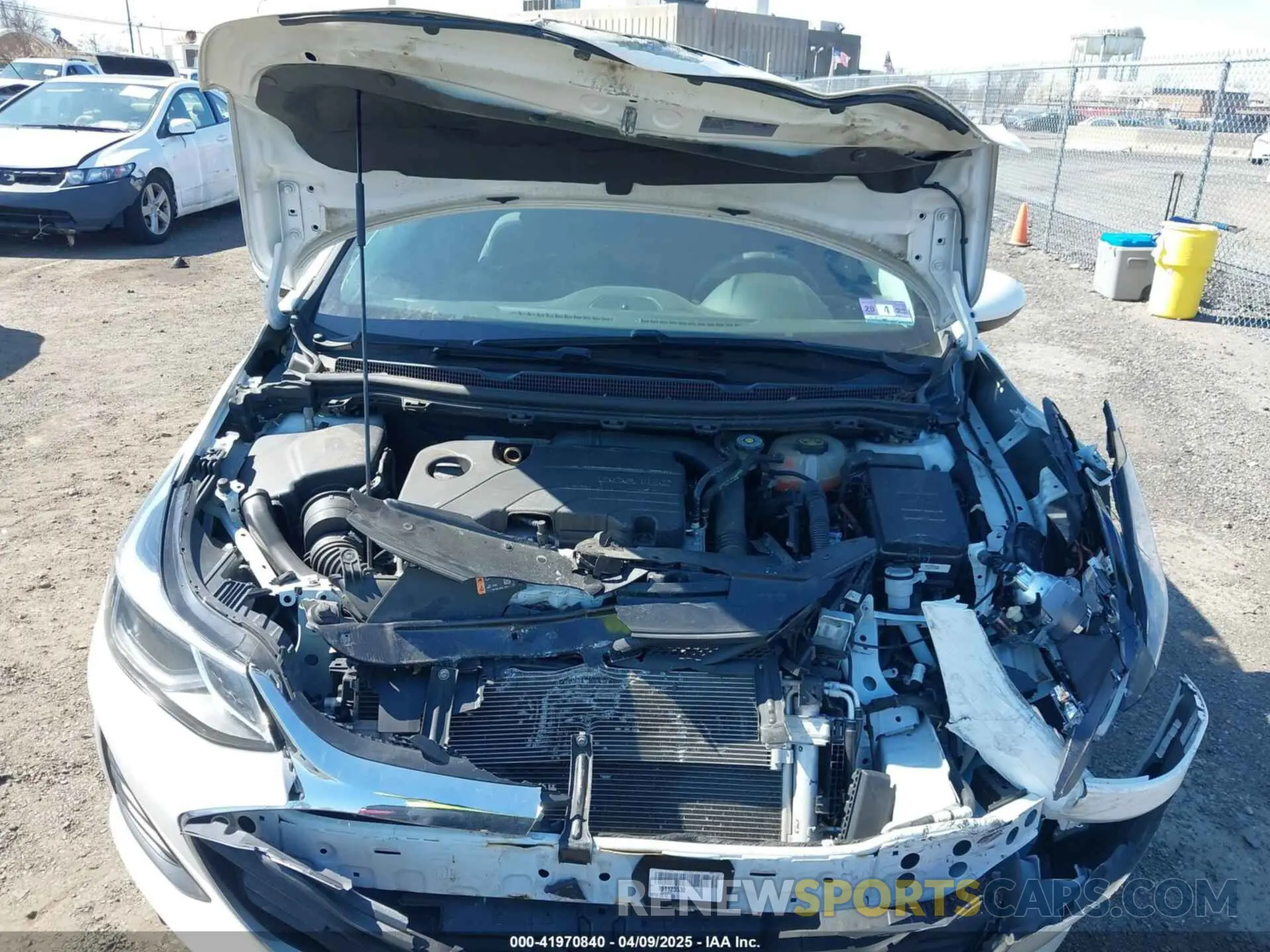 10 fotografías del automóvil dañado 1G1BE5SM9K7122673 CHEVROLET CRUZE 2019