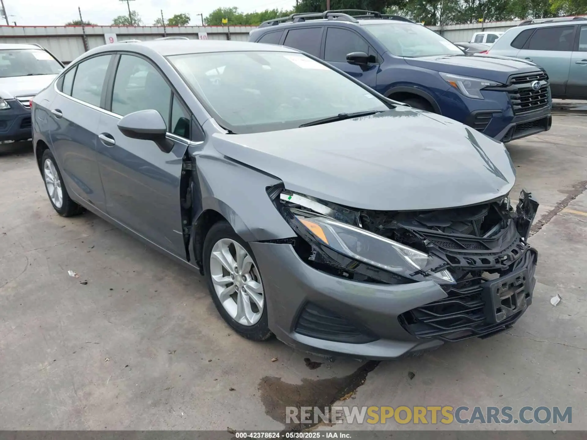 1 fotografías del automóvil dañado 1G1BE5SM9K7127436 CHEVROLET CRUZE 2019