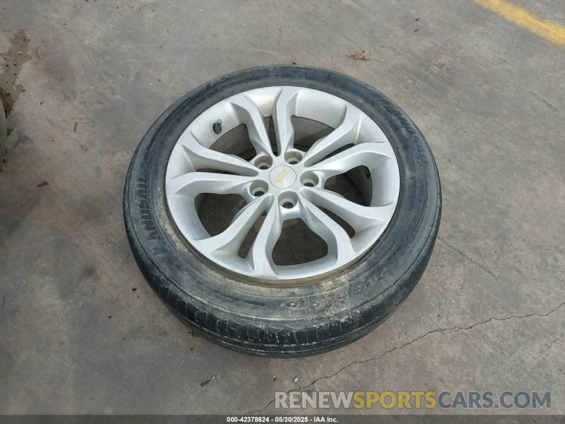 12 fotografías del automóvil dañado 1G1BE5SM9K7127436 CHEVROLET CRUZE 2019