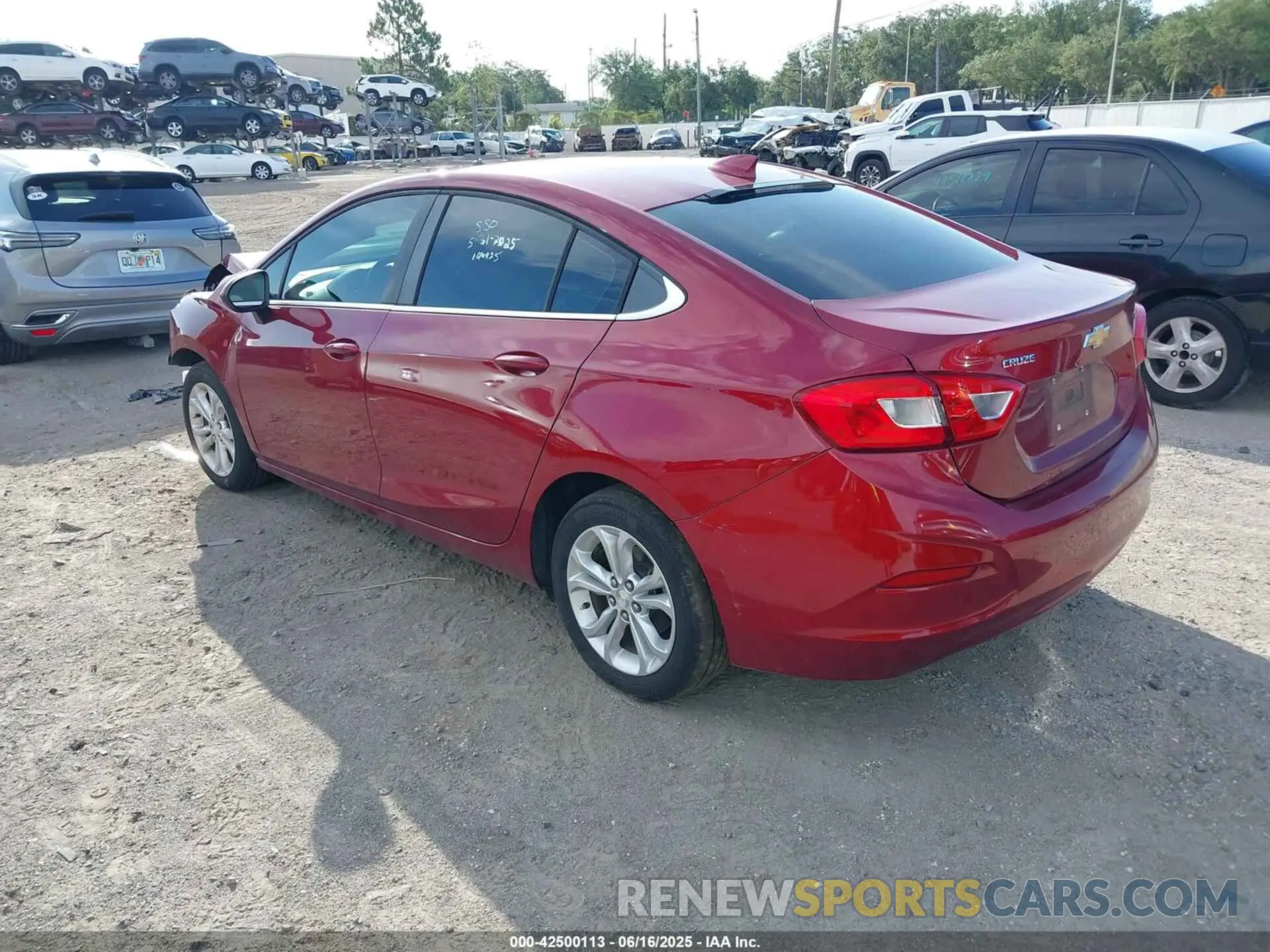 3 fotografías del automóvil dañado 1G1BE5SM9K7139702 CHEVROLET CRUZE 2019