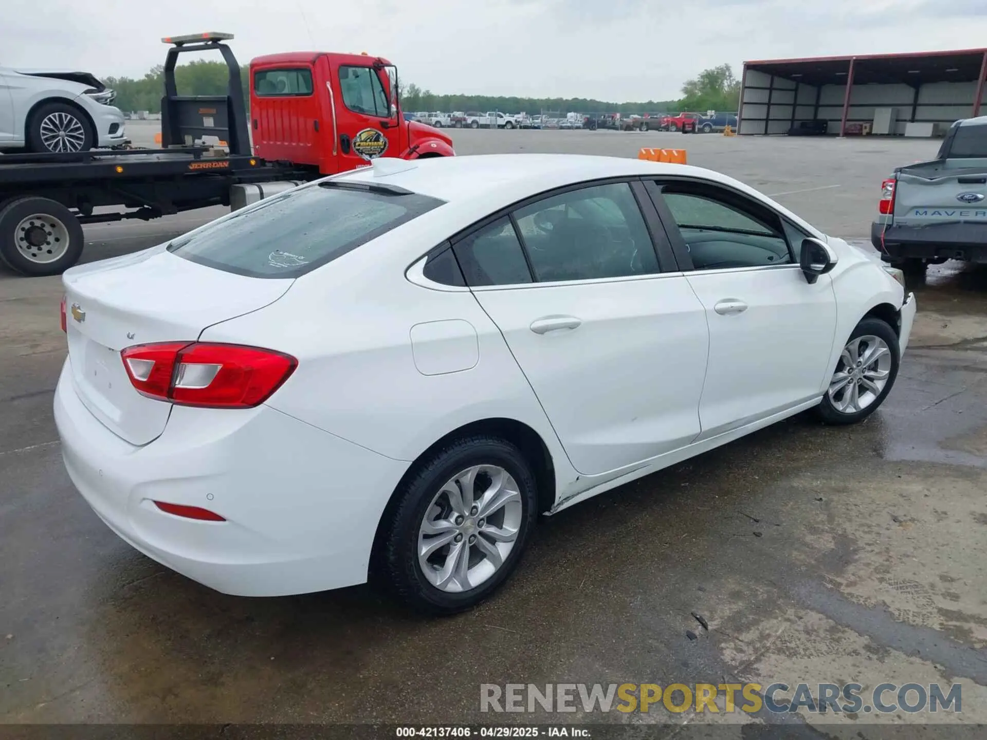 4 fotografías del automóvil dañado 1G1BE5SMXK7118146 CHEVROLET CRUZE 2019