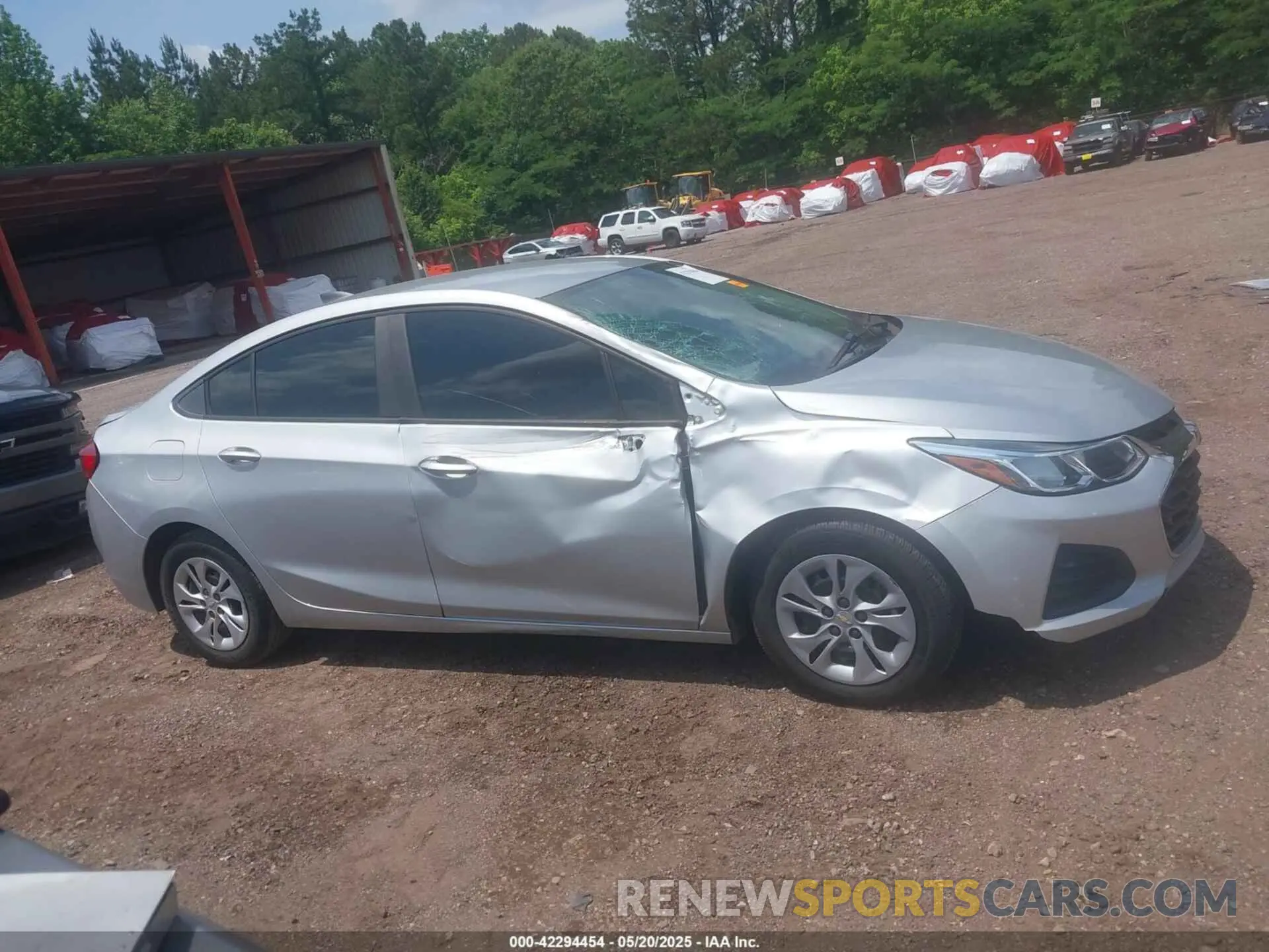 13 fotografías del automóvil dañado 1G1BJ5SM1K7103238 CHEVROLET CRUZE 2019