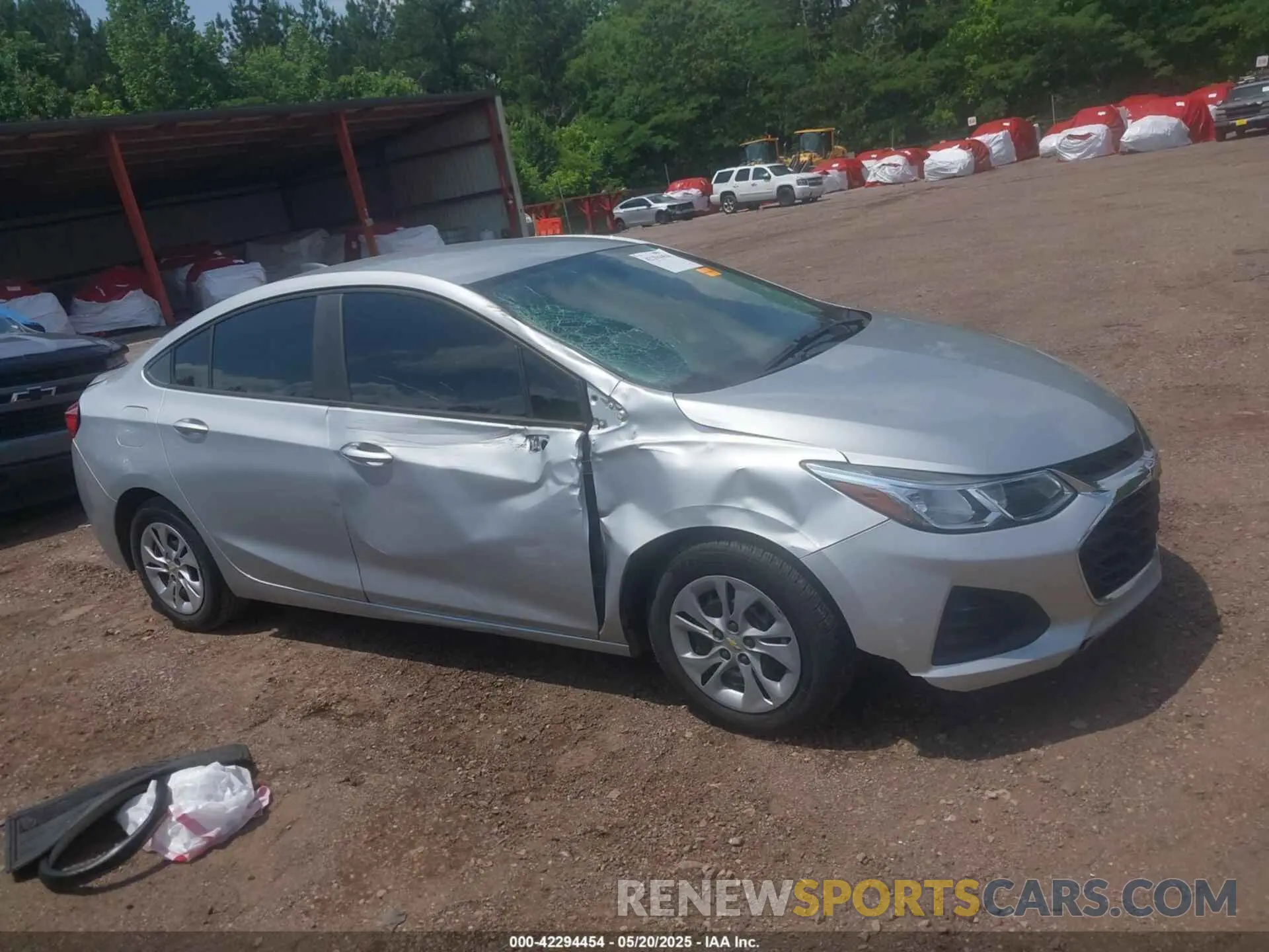 6 fotografías del automóvil dañado 1G1BJ5SM1K7103238 CHEVROLET CRUZE 2019