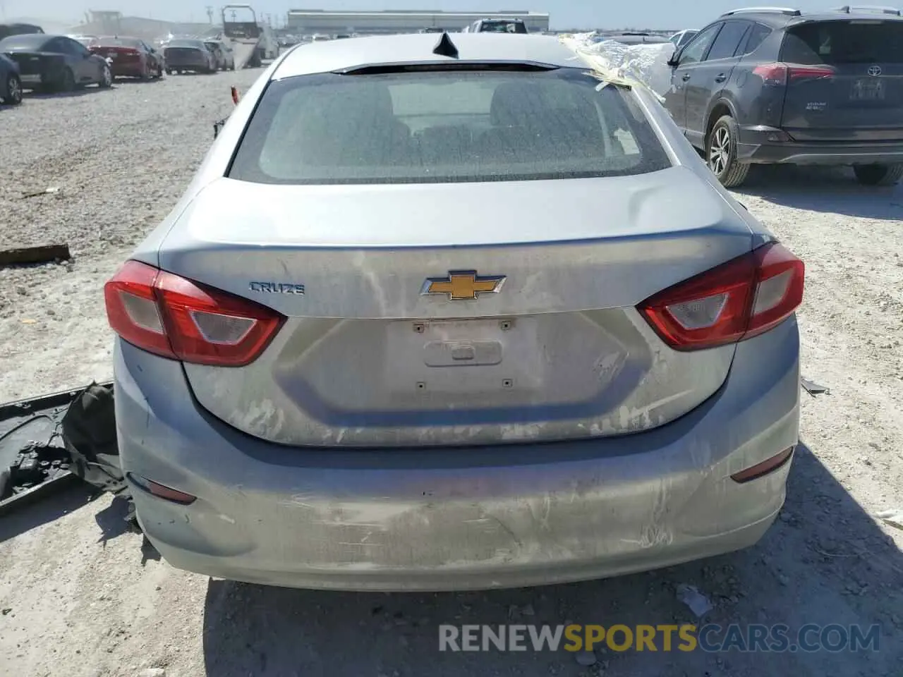 6 fotografías del automóvil dañado 1G1BJ5SM3K7105248 CHEVROLET CRUZE 2019
