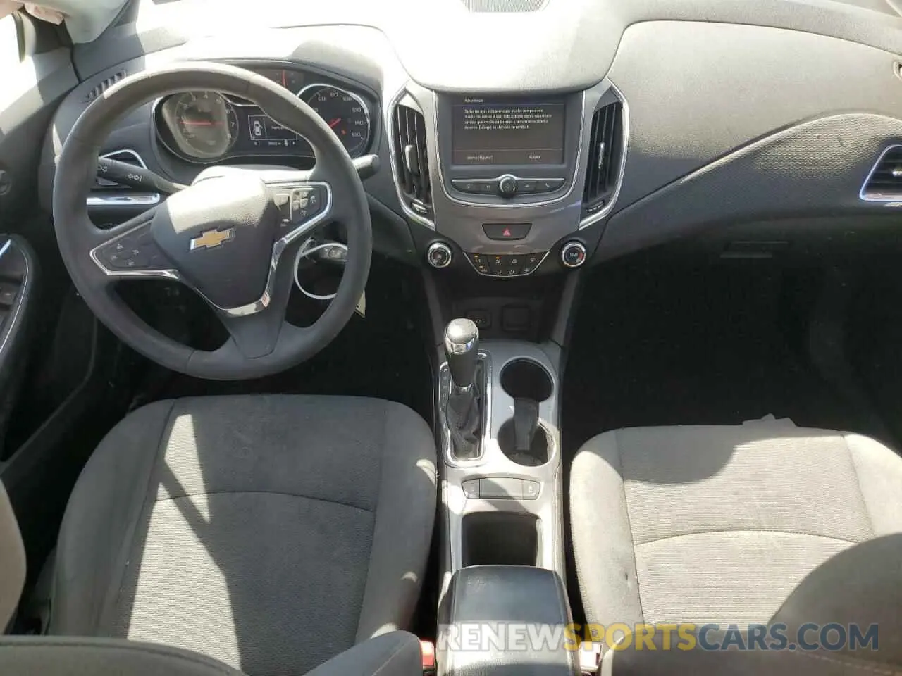 8 fotografías del automóvil dañado 1G1BJ5SM3K7105248 CHEVROLET CRUZE 2019