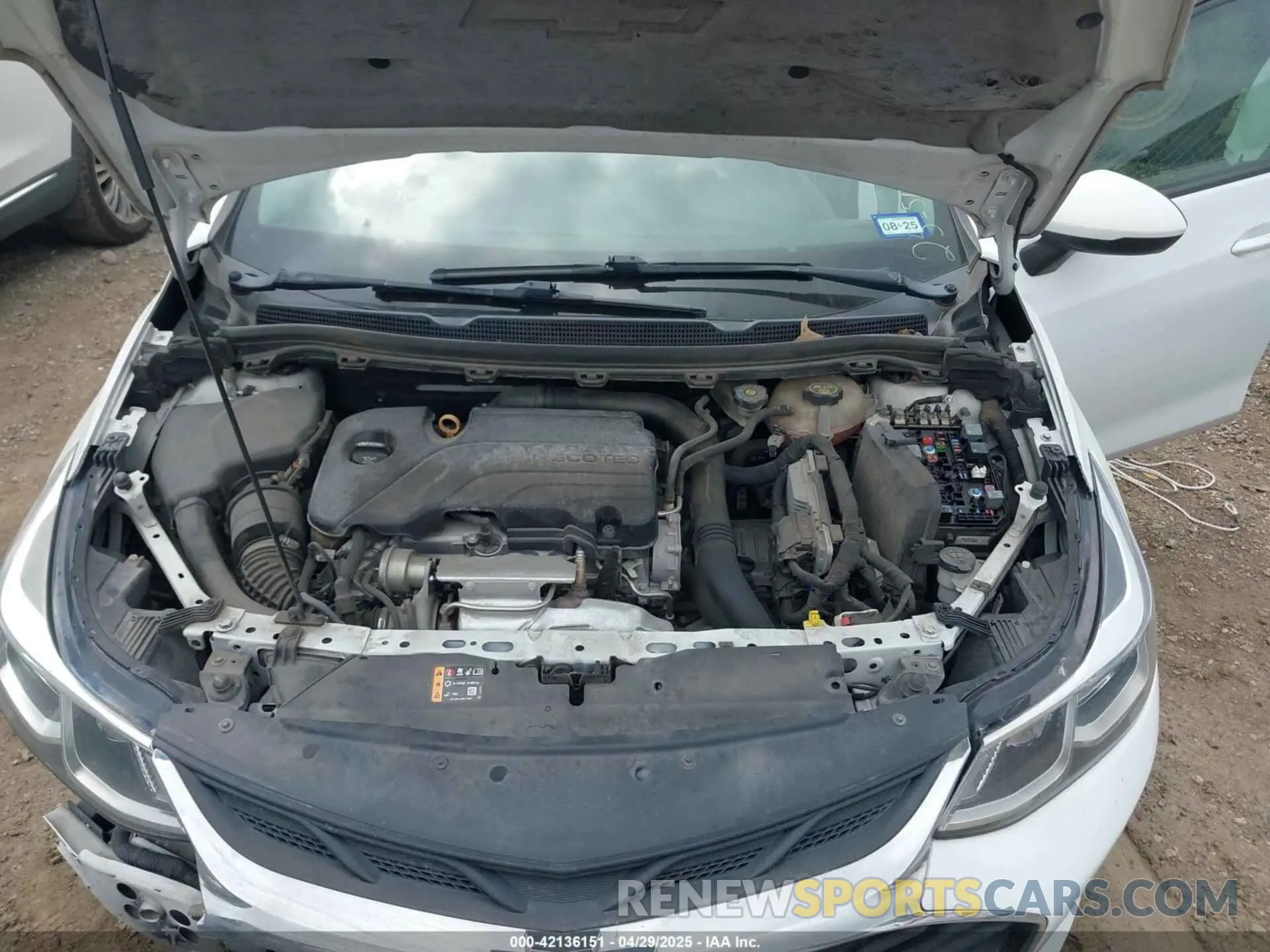 10 fotografías del automóvil dañado 1G1BJ5SM4K7104013 CHEVROLET CRUZE 2019