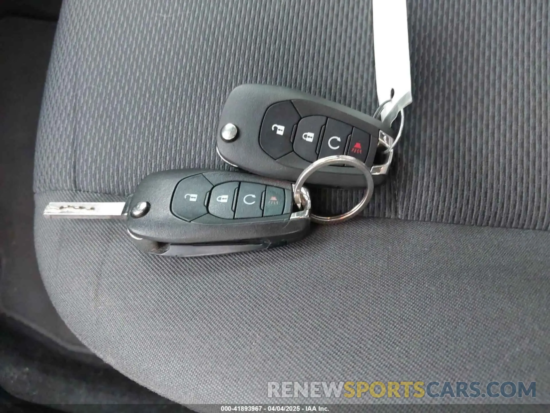 11 fotografías del automóvil dañado 1G1BJ5SM6K7102909 CHEVROLET CRUZE 2019