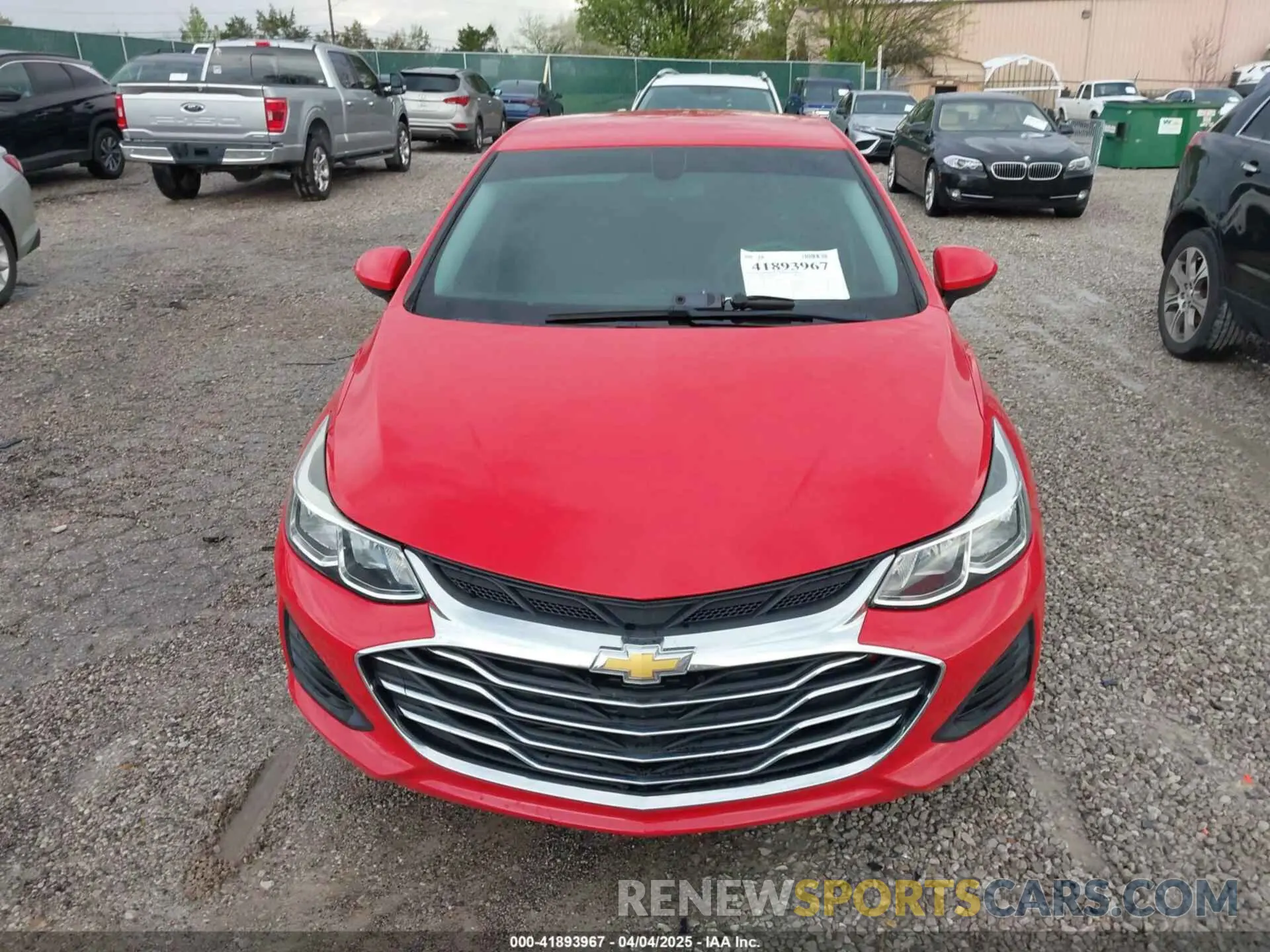 12 fotografías del automóvil dañado 1G1BJ5SM6K7102909 CHEVROLET CRUZE 2019