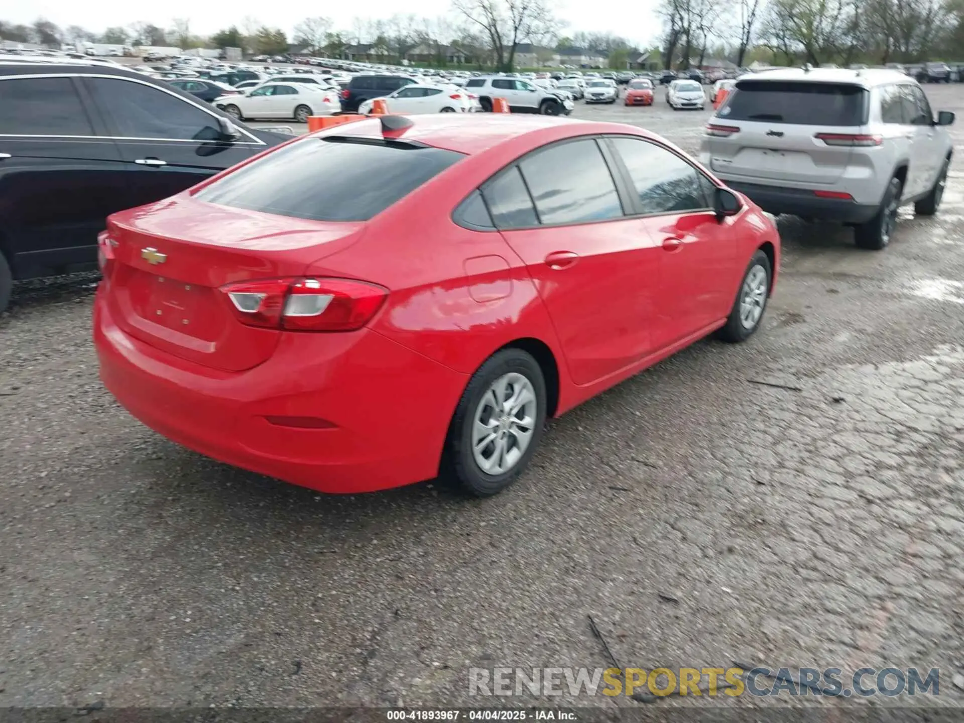 4 fotografías del automóvil dañado 1G1BJ5SM6K7102909 CHEVROLET CRUZE 2019