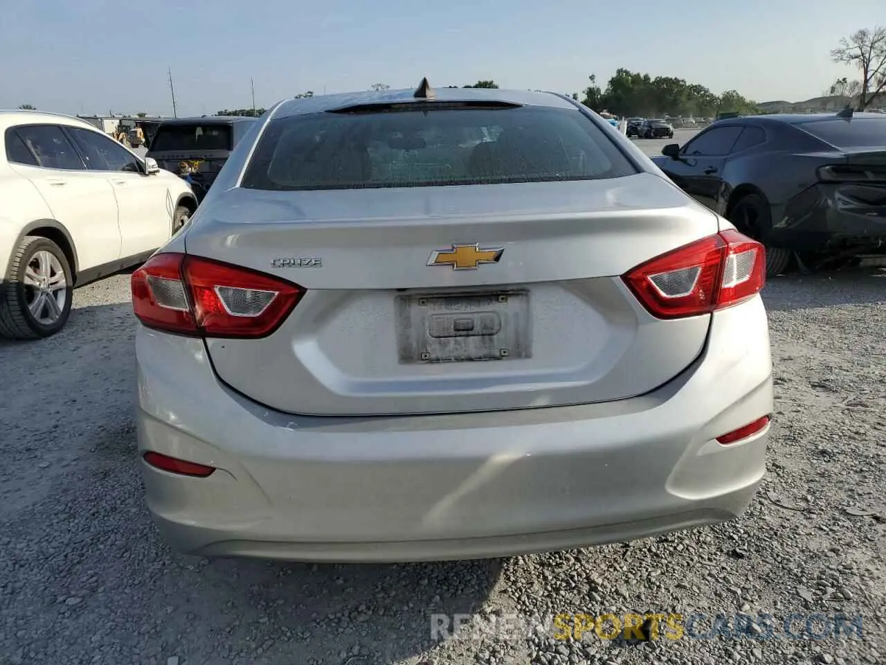 6 fotografías del automóvil dañado 1G1BJ5SM8K7104645 CHEVROLET CRUZE 2019