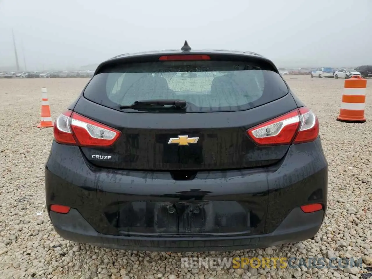 6 fotografías del automóvil dañado 3G1BC6SM2KS535726 CHEVROLET CRUZE 2019