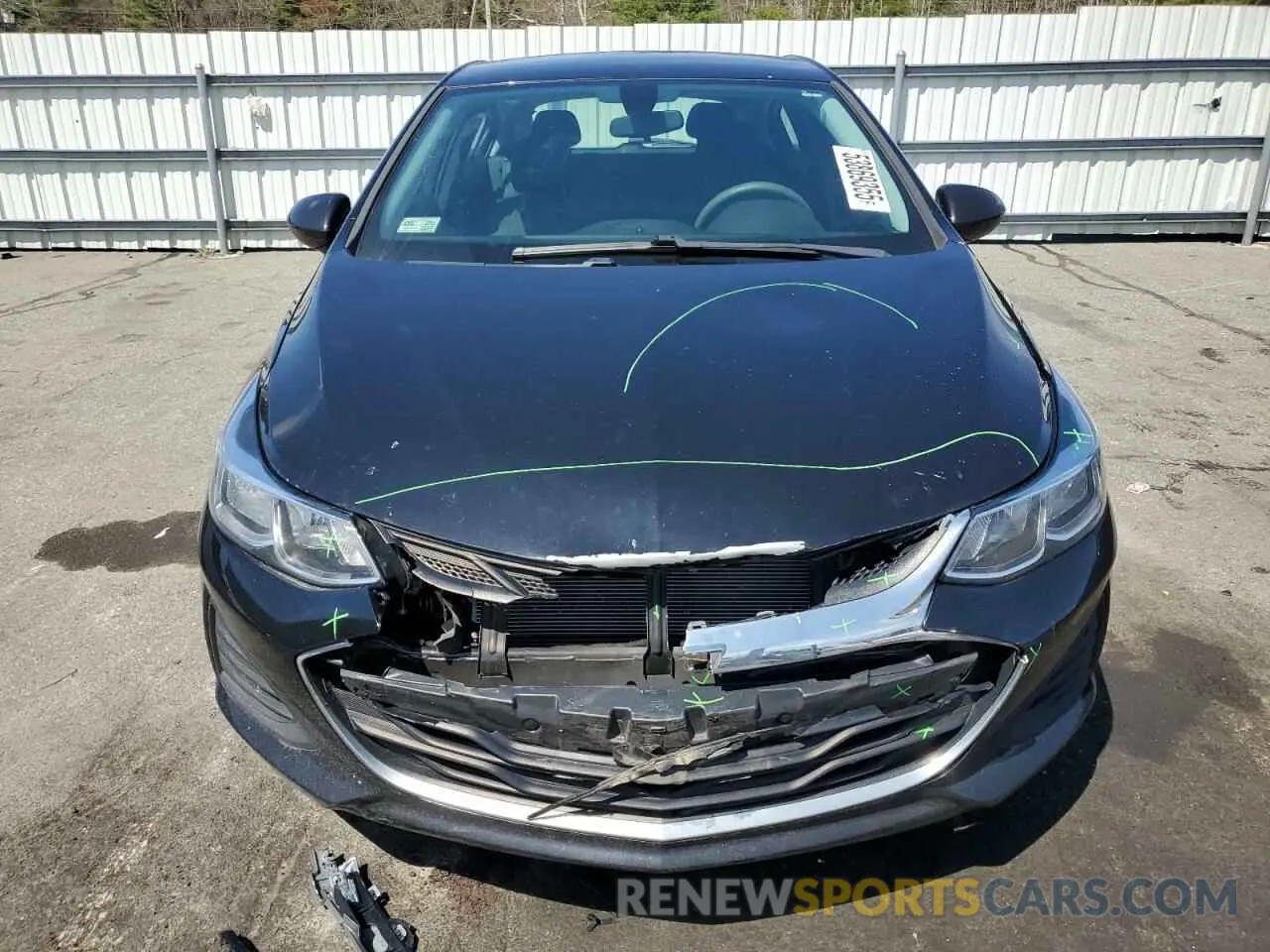 5 fotografías del automóvil dañado 3G1BC6SM2KS569164 CHEVROLET CRUZE 2019