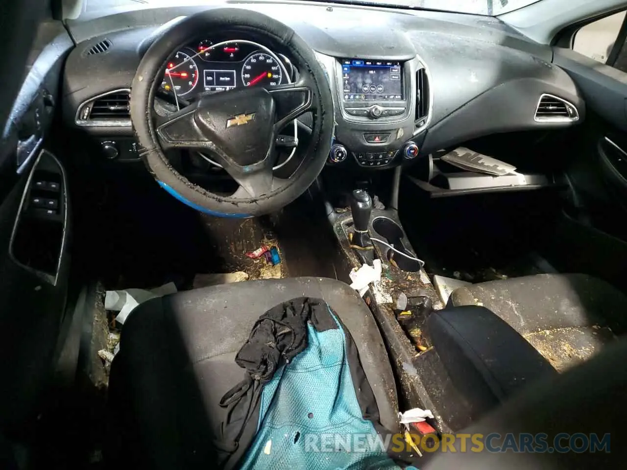 8 fotografías del automóvil dañado 3G1BC6SM4KS611642 CHEVROLET CRUZE 2019