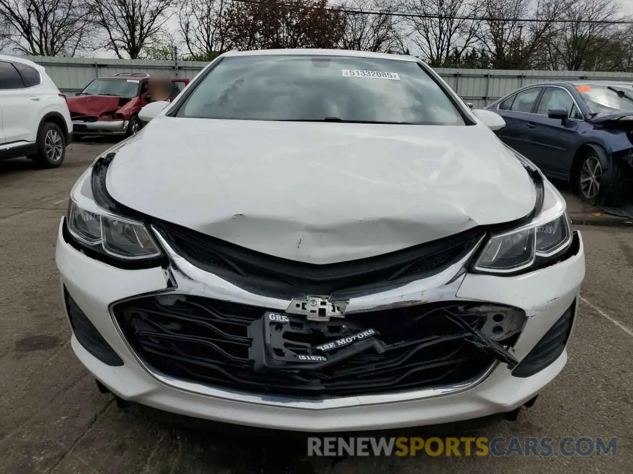 5 fotografías del automóvil dañado 3G1BC6SM5KS590347 CHEVROLET CRUZE 2019