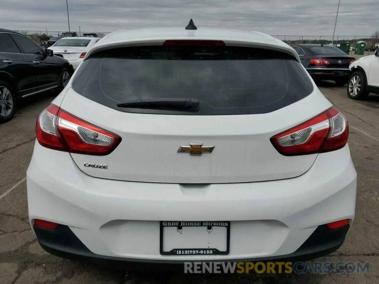 6 fotografías del automóvil dañado 3G1BC6SM5KS590347 CHEVROLET CRUZE 2019