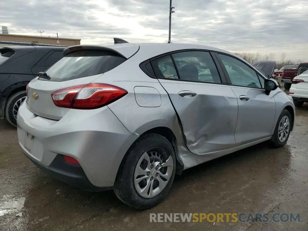 3 fotografías del automóvil dañado 3G1BC6SM8KS609778 CHEVROLET CRUZE 2019